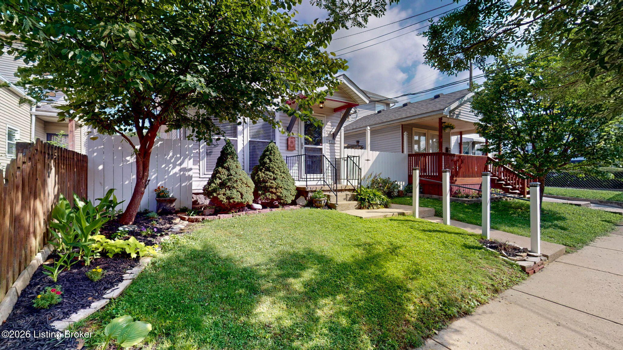 1033 Lampton St Property Photo 36