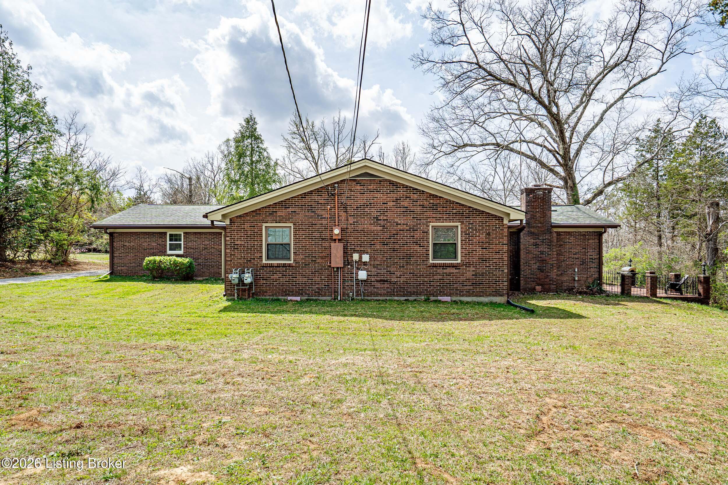 11603 Brentlinger Ln Property Photo 3