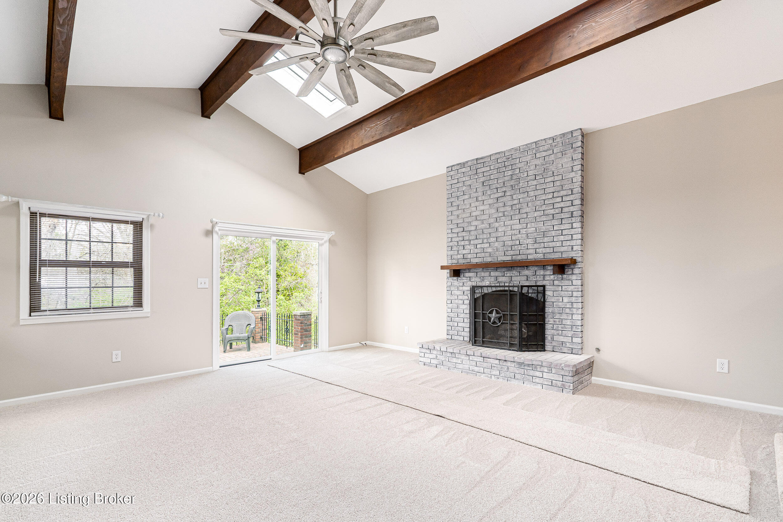 11603 Brentlinger Ln Property Photo 5