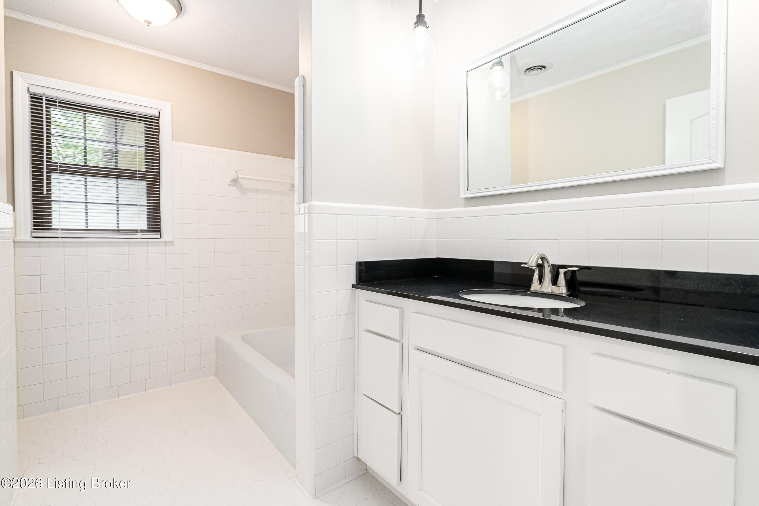 11603 Brentlinger Ln Property Photo 15
