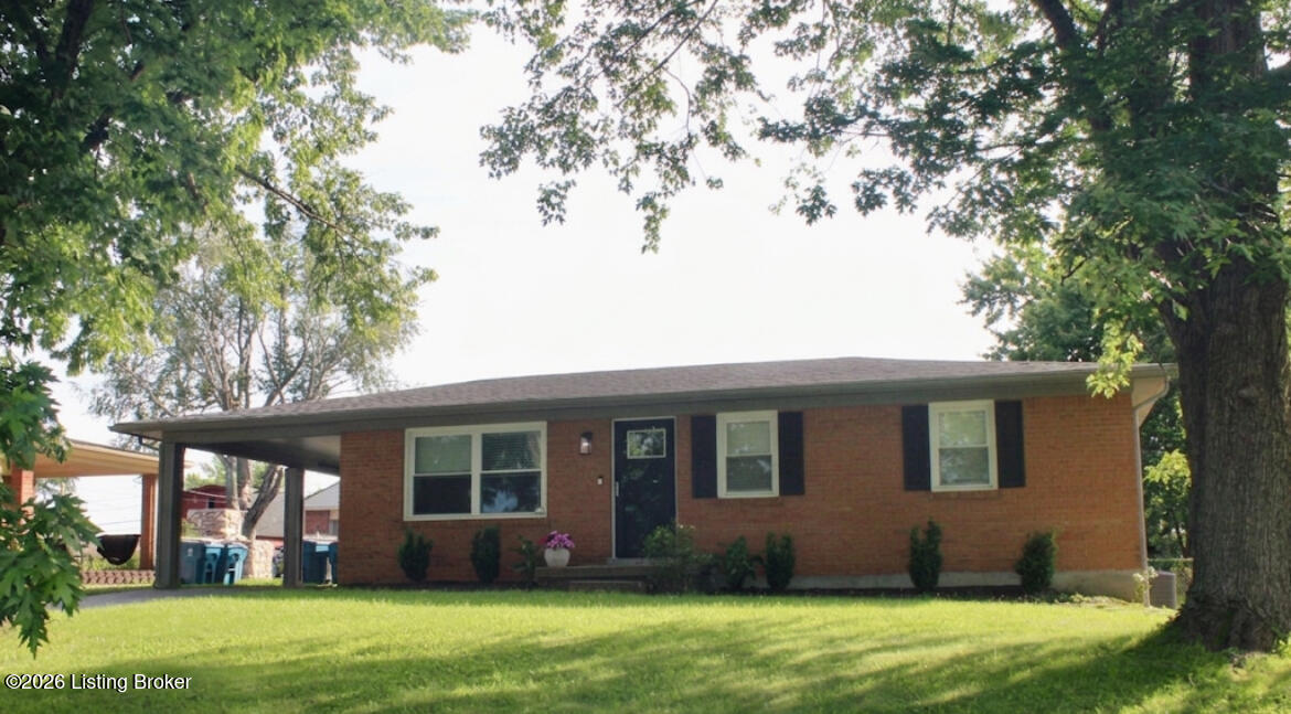 209 Riverview Ln Property Photo 1