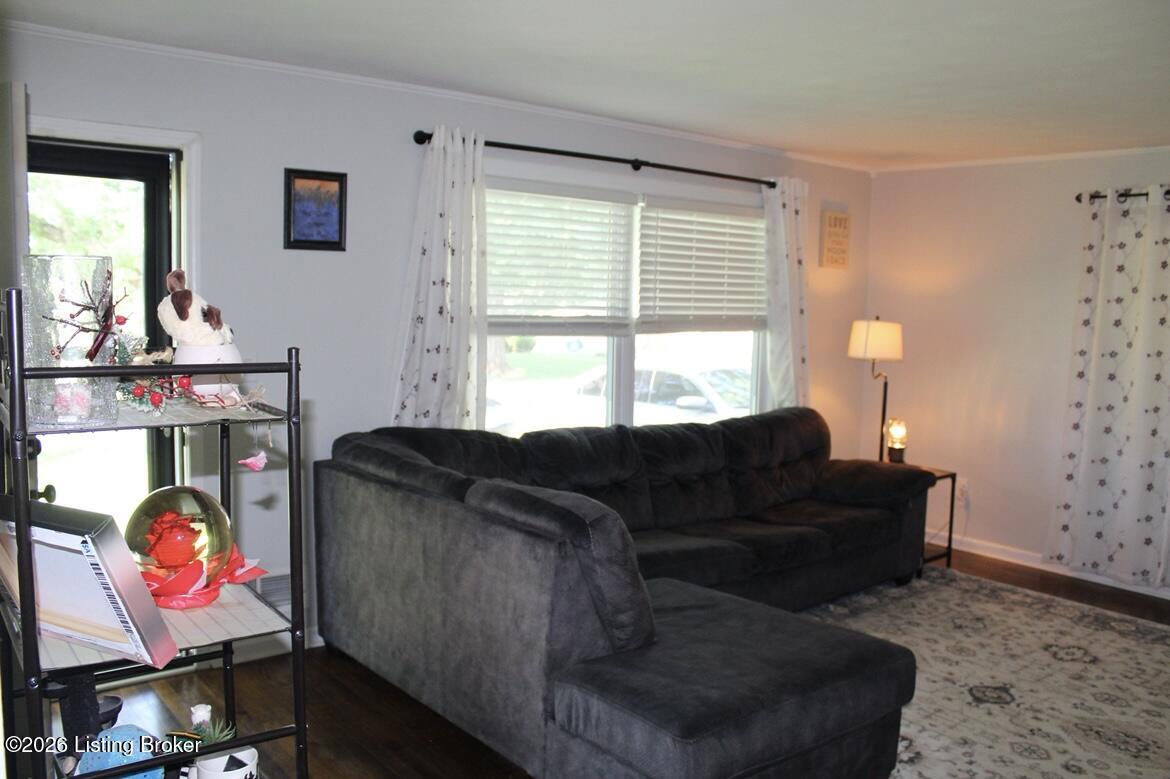 209 Riverview Ln Property Photo 9