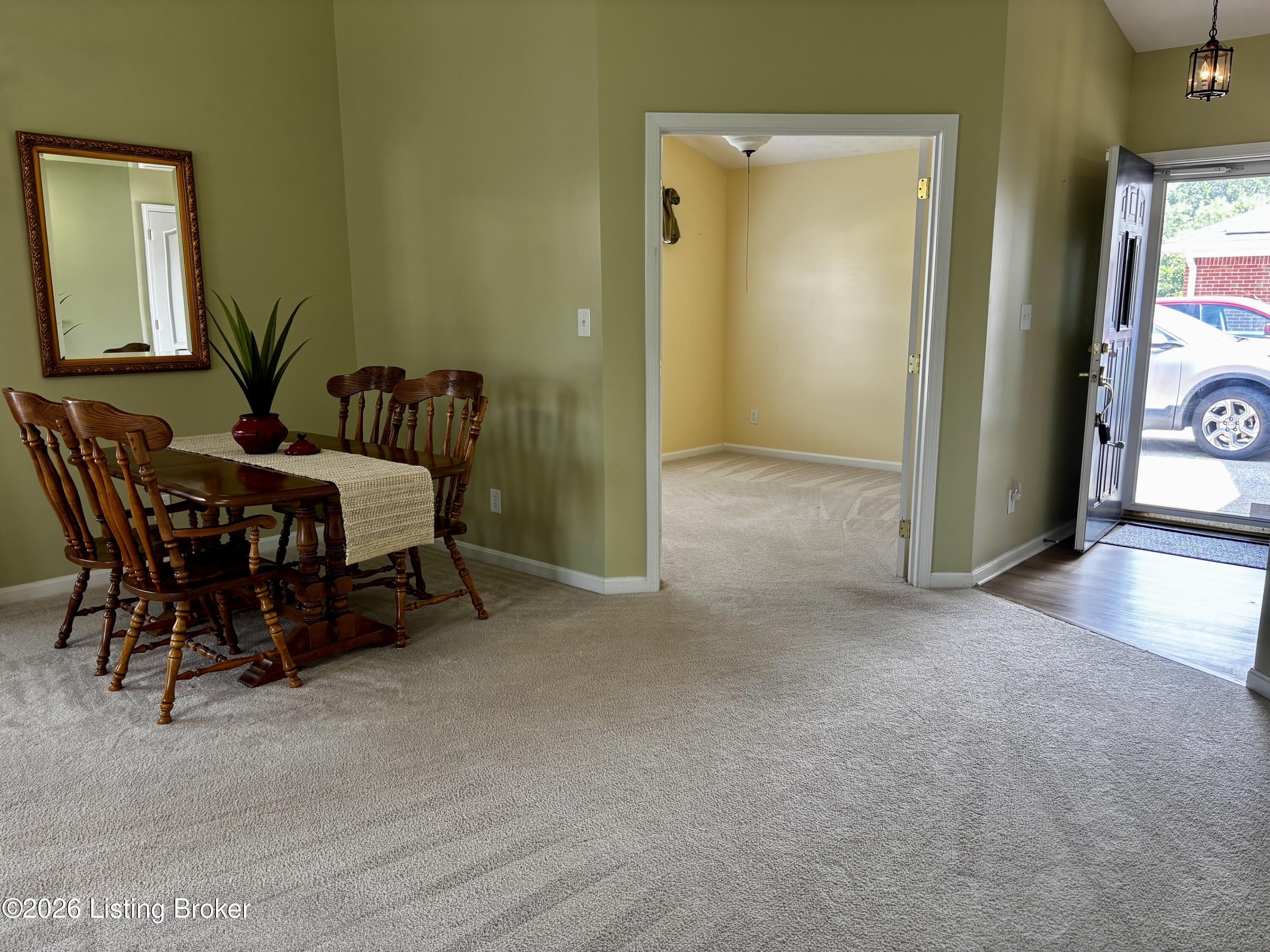 7507 Pony Haven Dr Property Photo 6