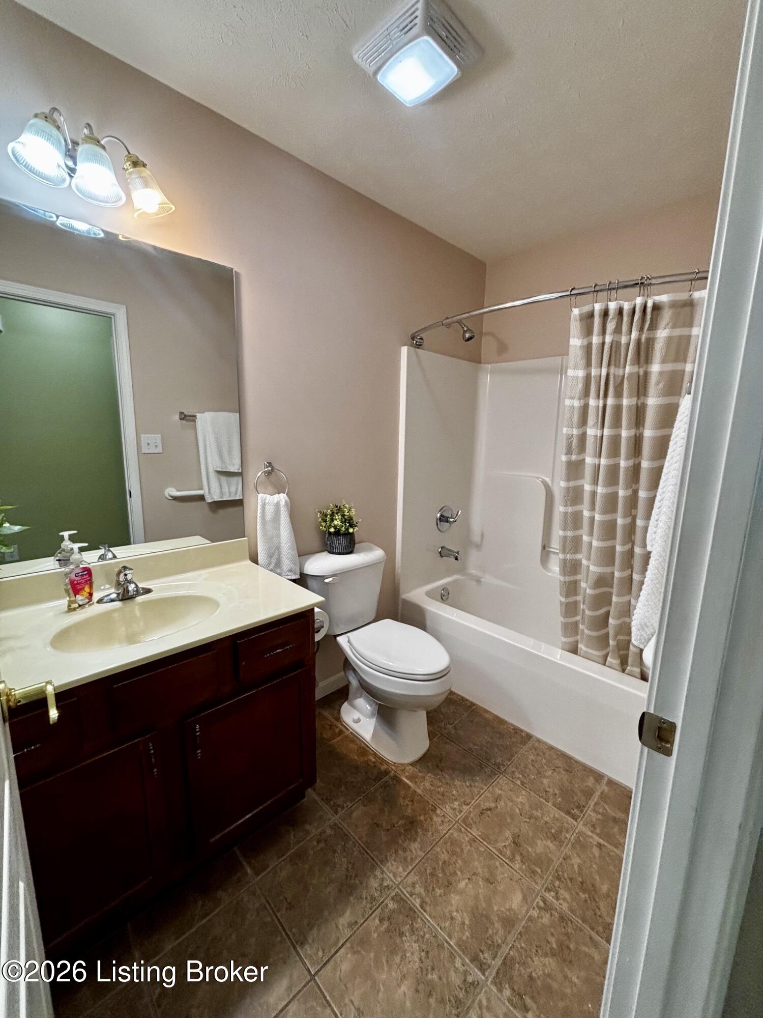 7507 Pony Haven Dr Property Photo 23