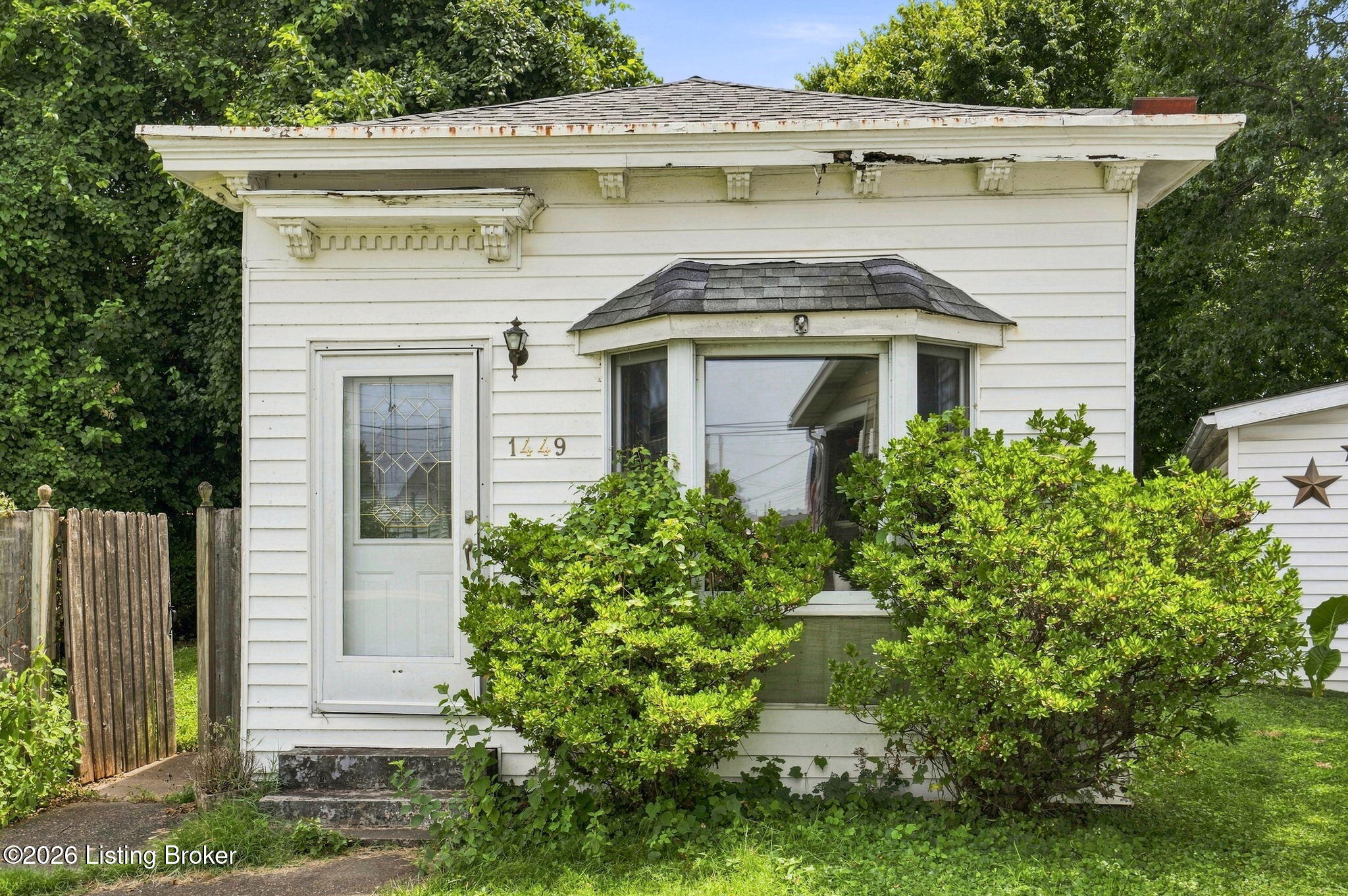 1449 Texas Ave Property Photo 1