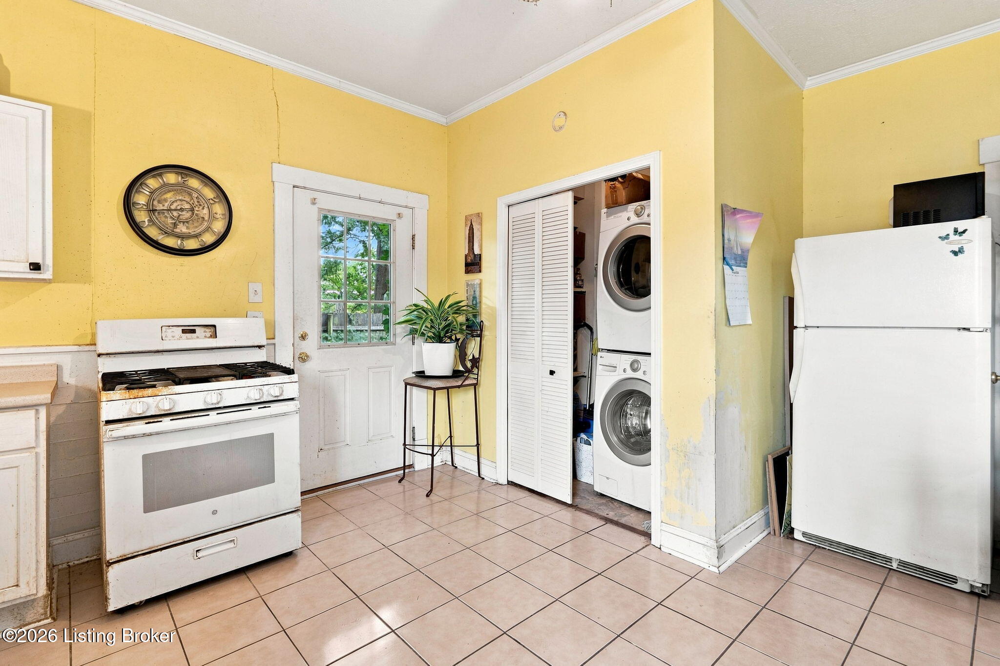 1449 Texas Ave Property Photo 4