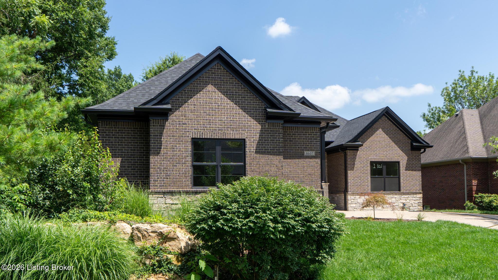 8607 Glenhope Dr Property Photo 4