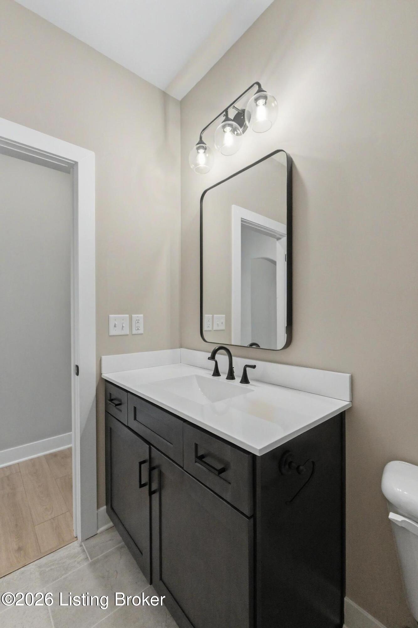 8607 Glenhope Dr Property Photo 39