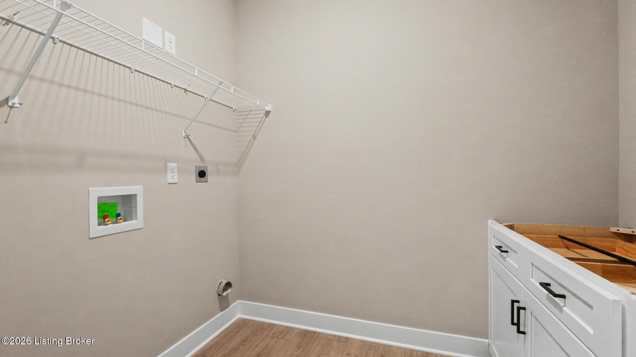 8607 Glenhope Dr Property Photo 41