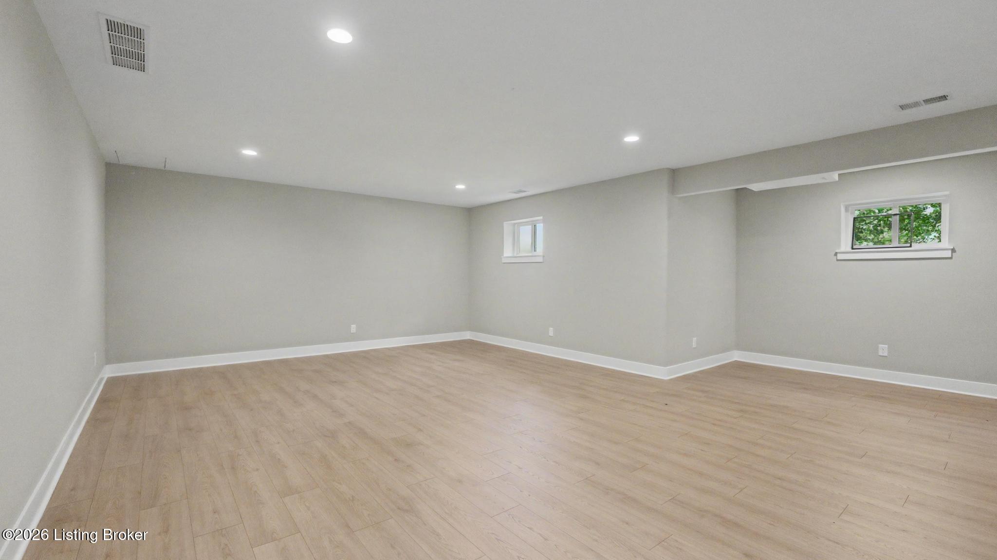 8607 Glenhope Dr Property Photo 48
