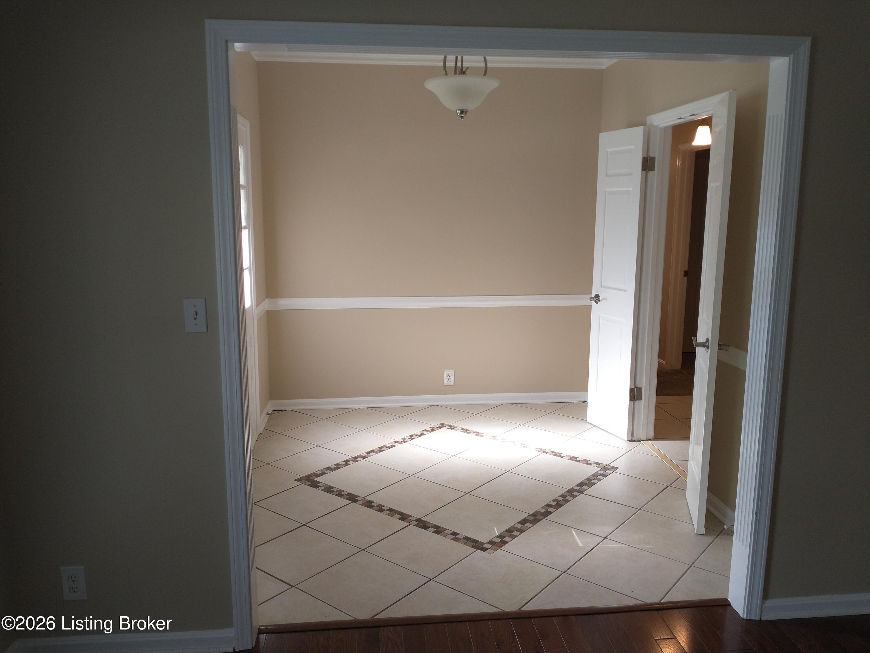 3909 Jenica Way Property Photo 6