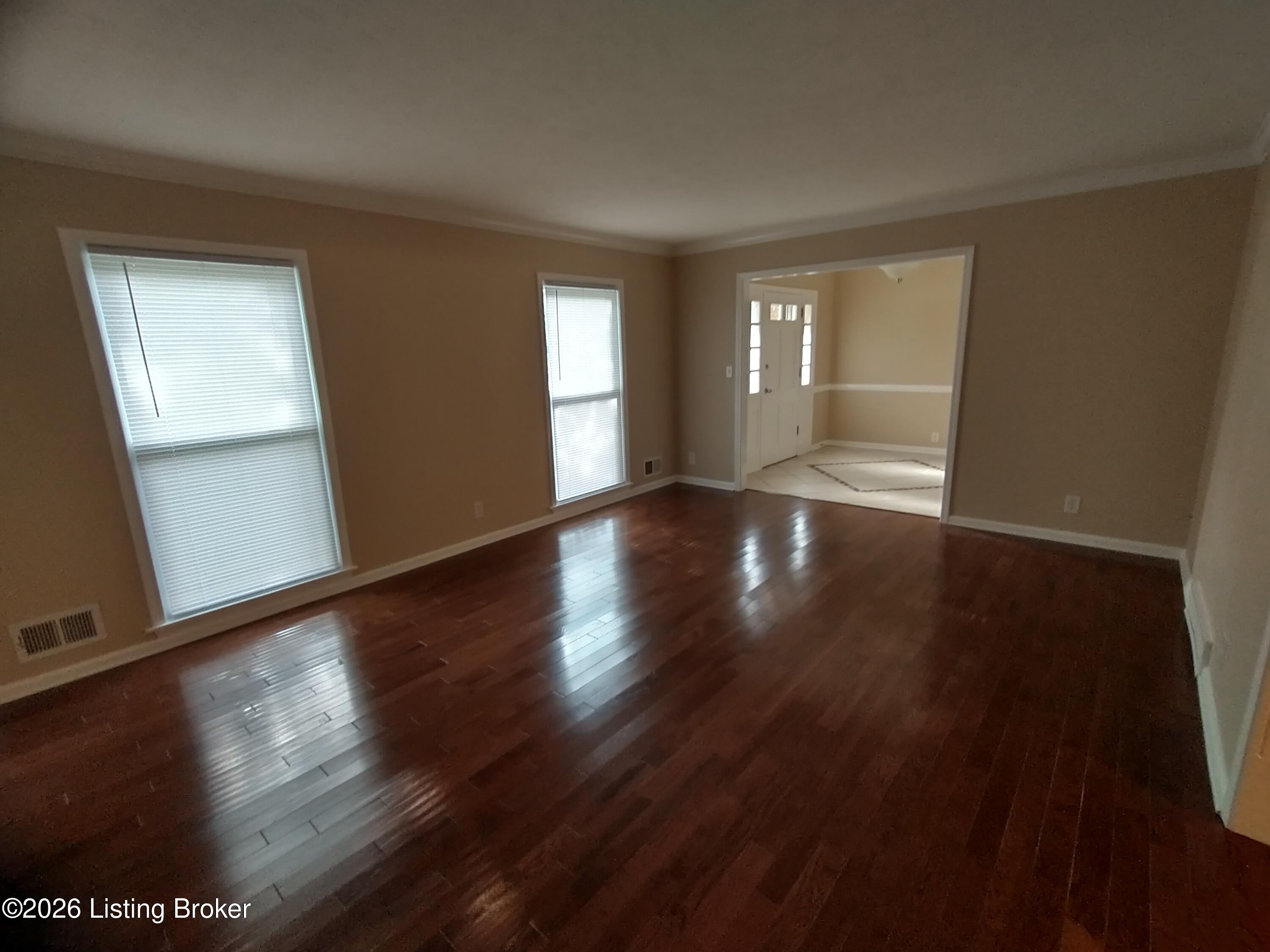3909 Jenica Way Property Photo 8