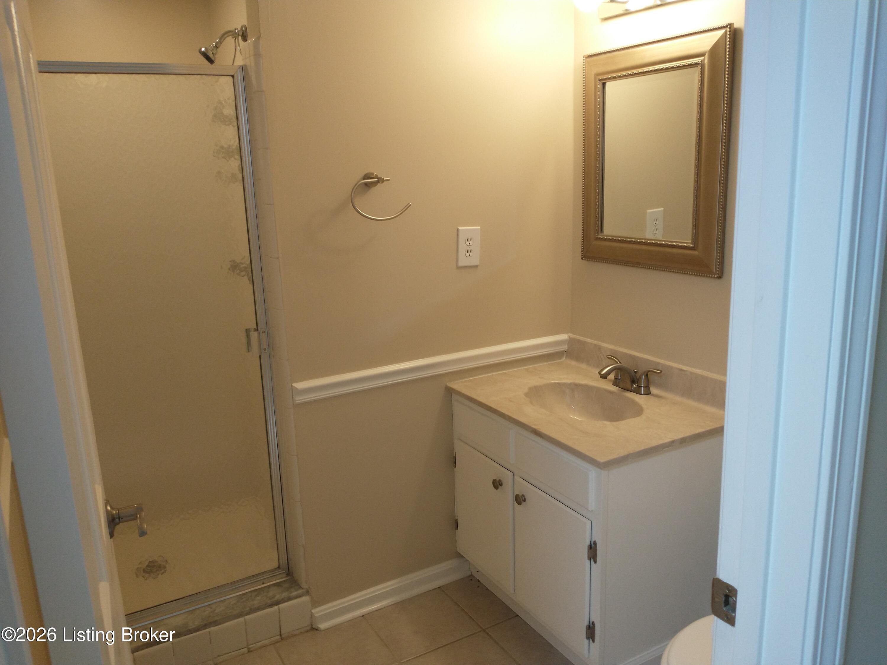 3909 Jenica Way Property Photo 21