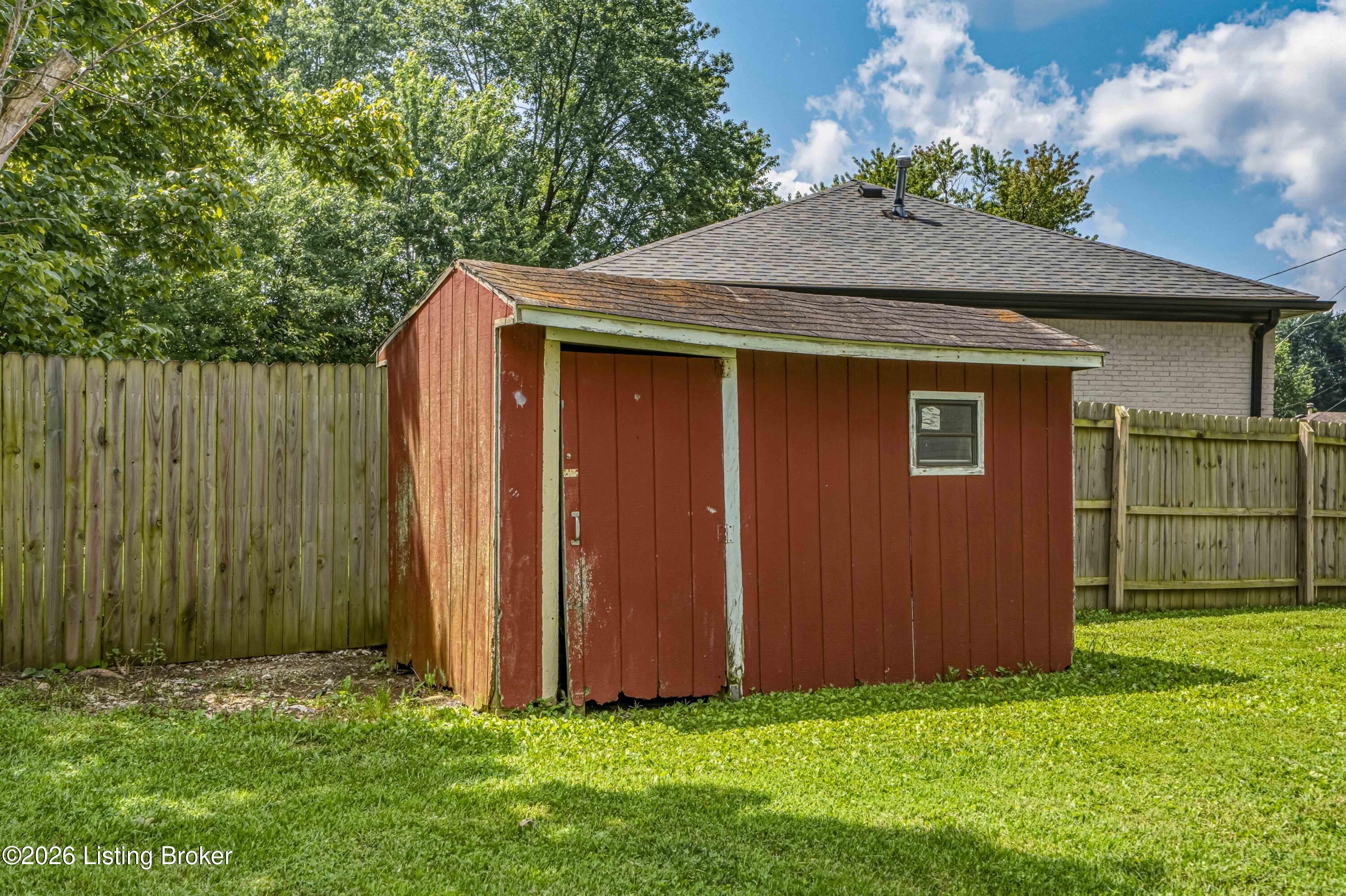 128 Gofton Ct Property Photo 33