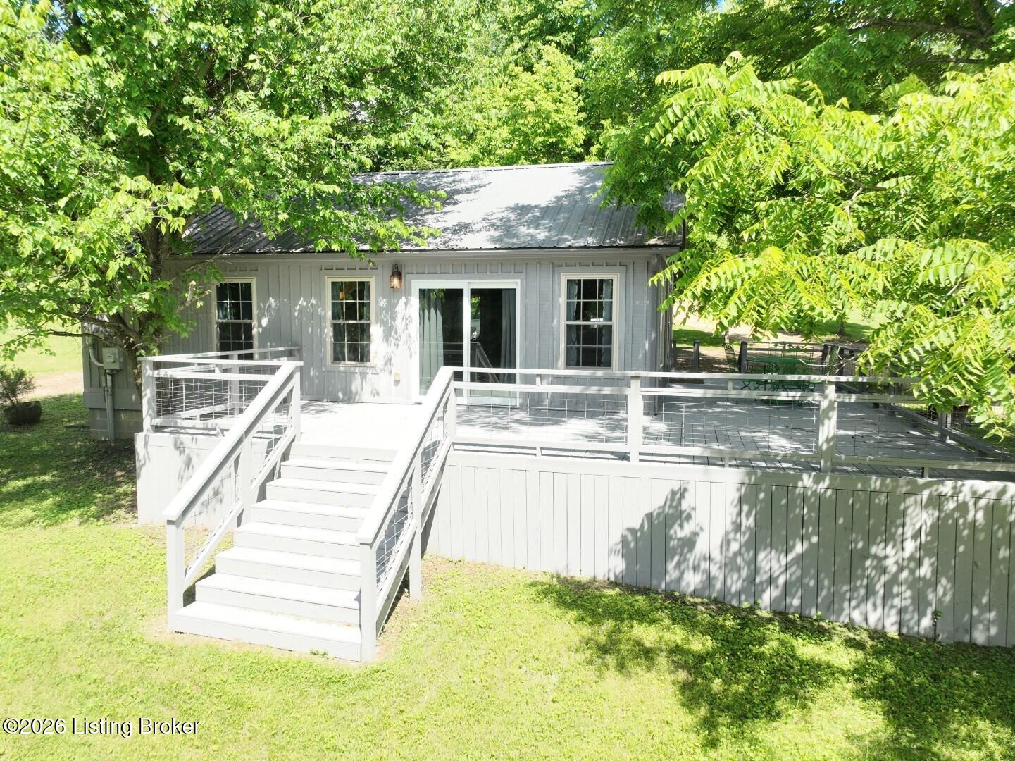 975 Long Run Rd Property Photo 4