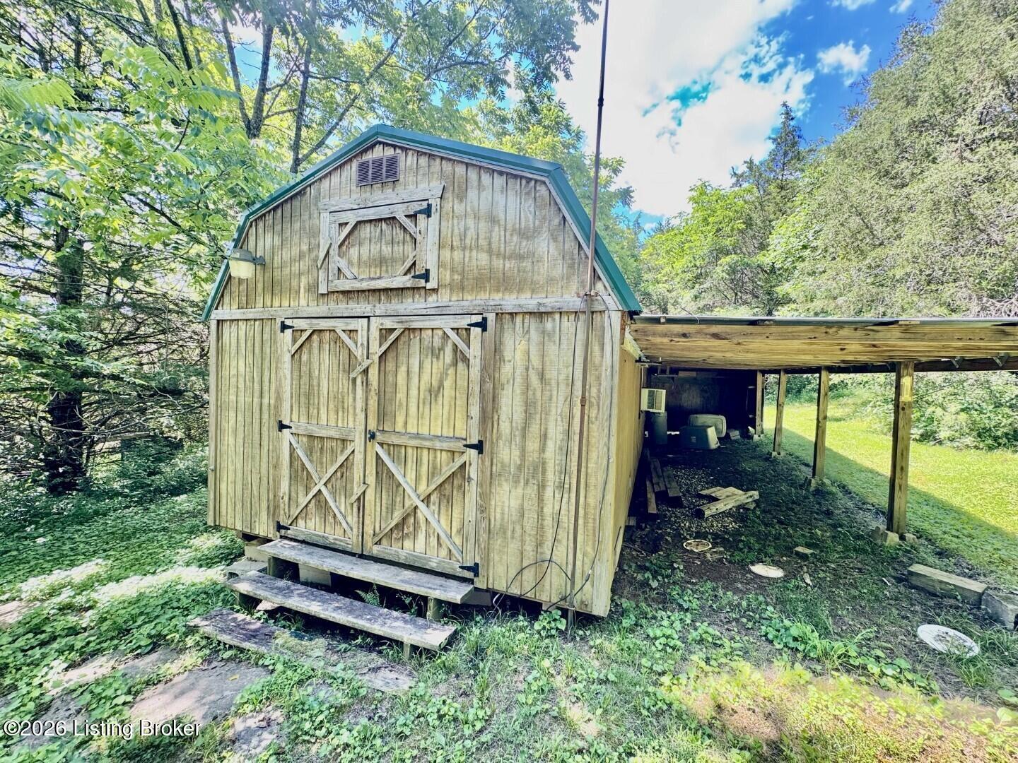 975 Long Run Rd Property Photo 37