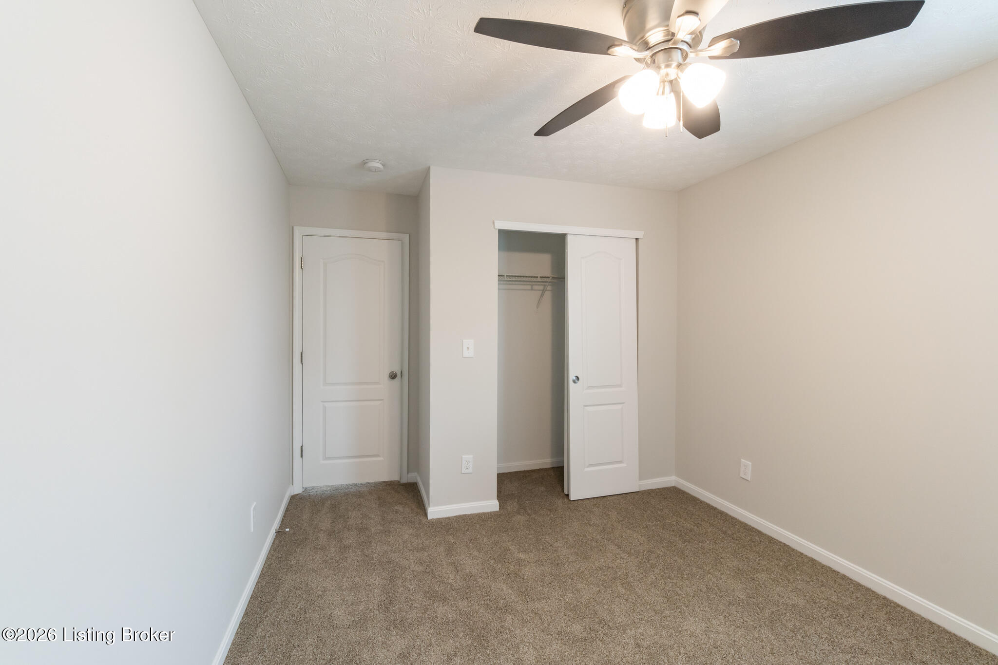 3024 Mary Crest Dr Property Photo 15