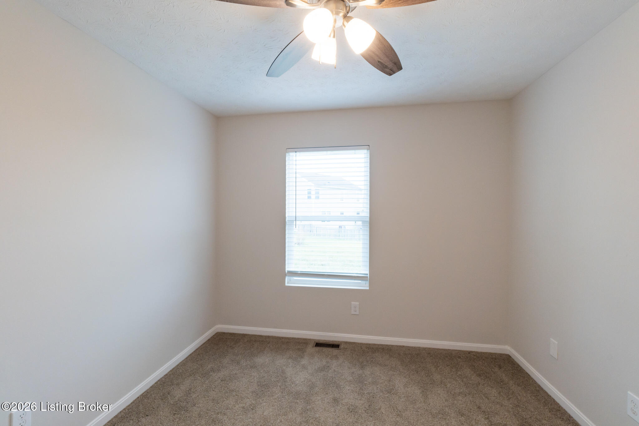 3024 Mary Crest Dr Property Photo 16
