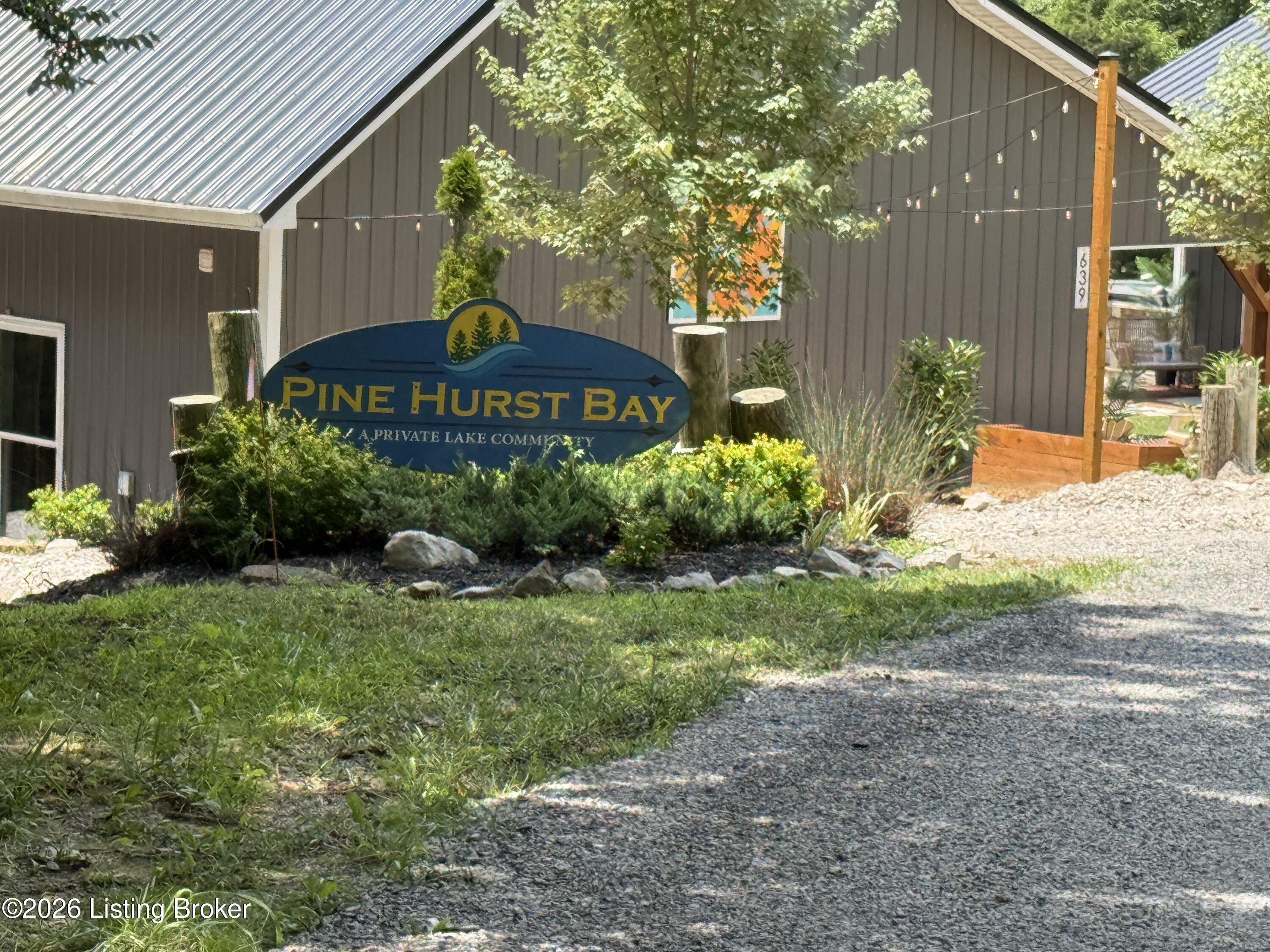 49 Pine Hurst Bay Property Photo 1