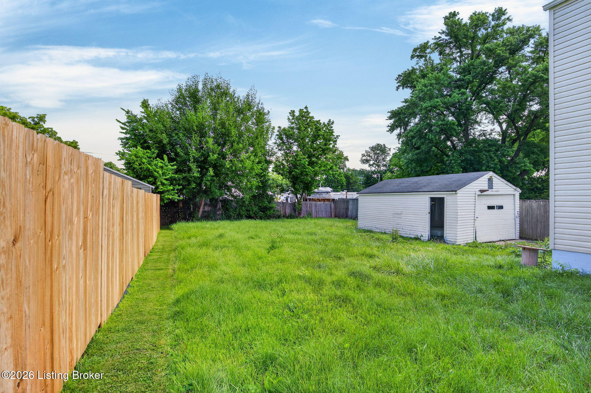 1327 Shingo Ave Property Photo 21