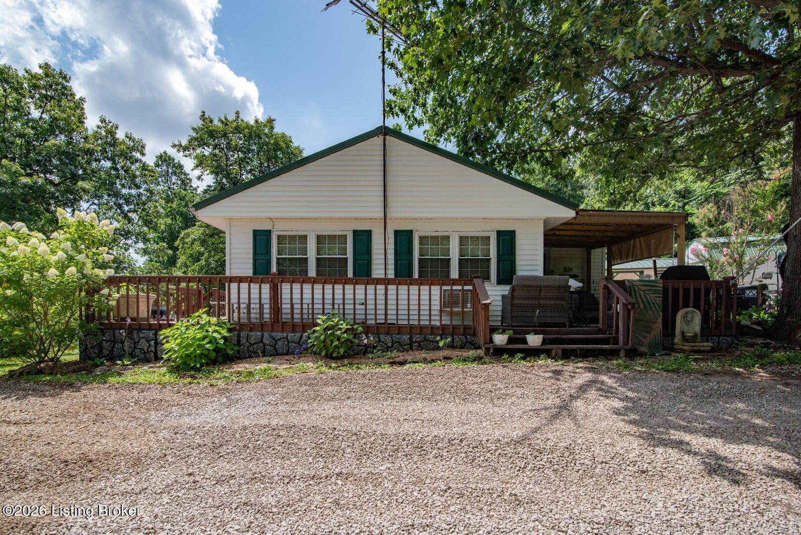 775 Bud Wilson Rd Property Photo 3