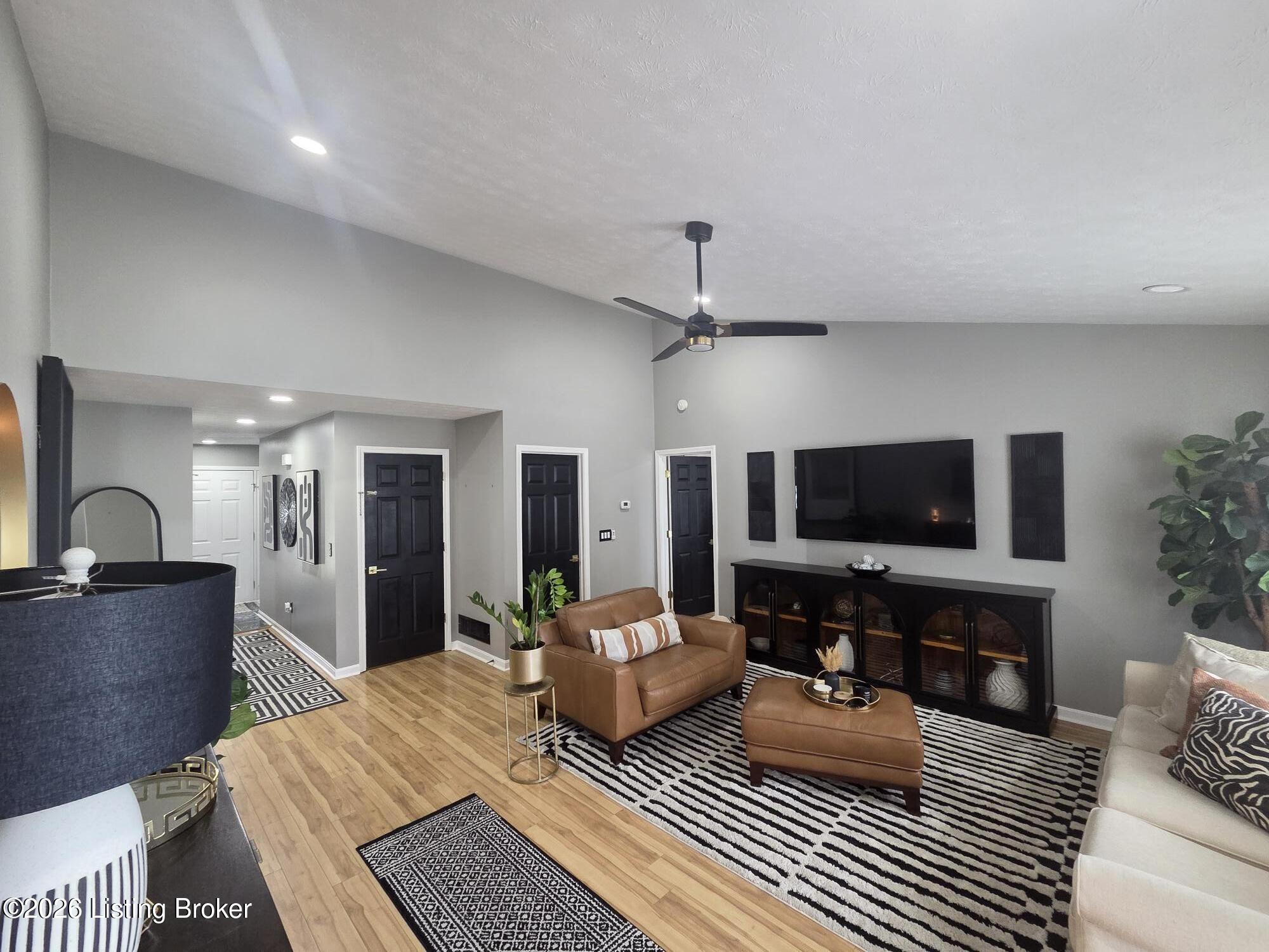 7106 Astin Ct Property Photo 9