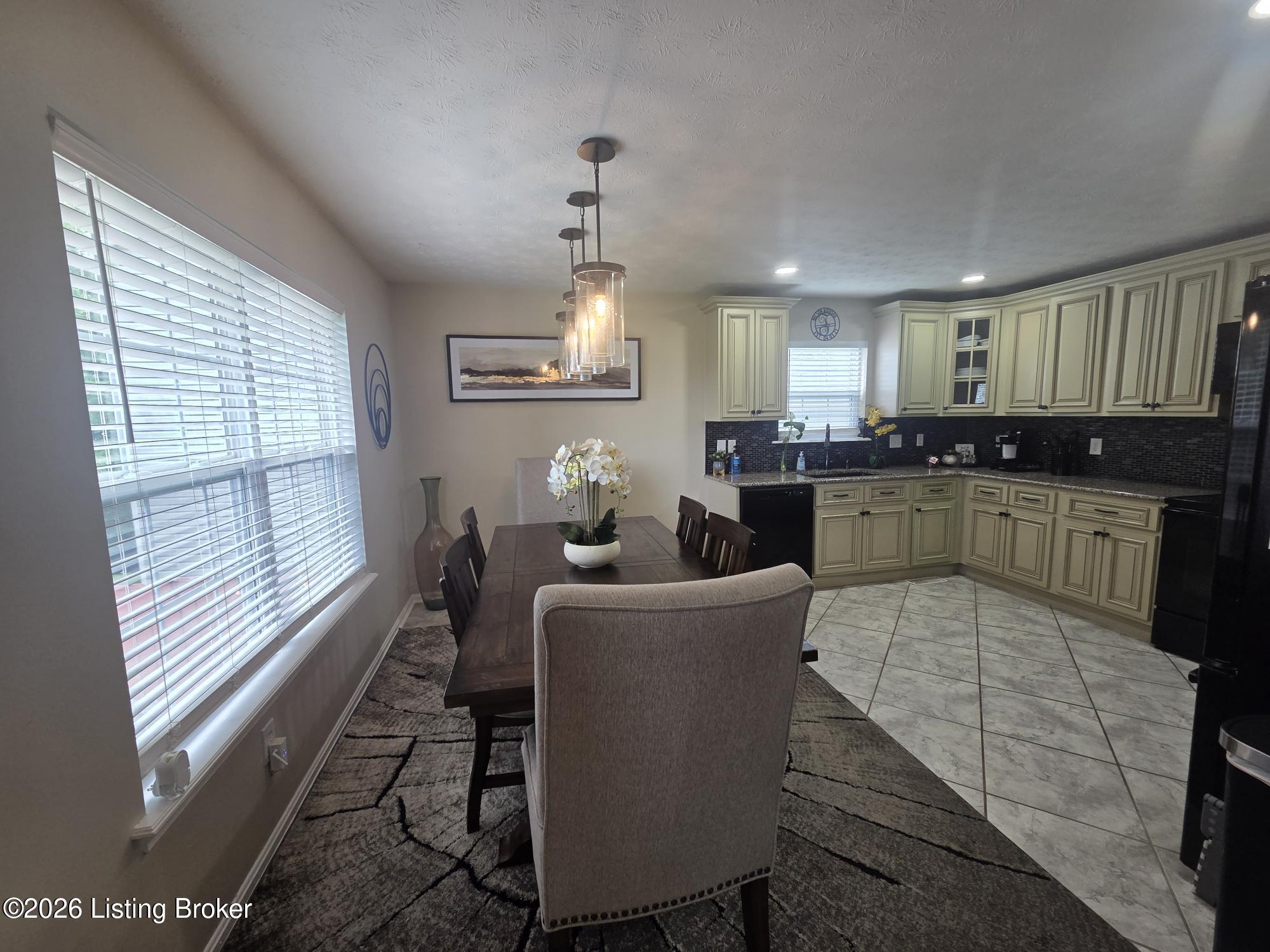 7106 Astin Ct Property Photo 14