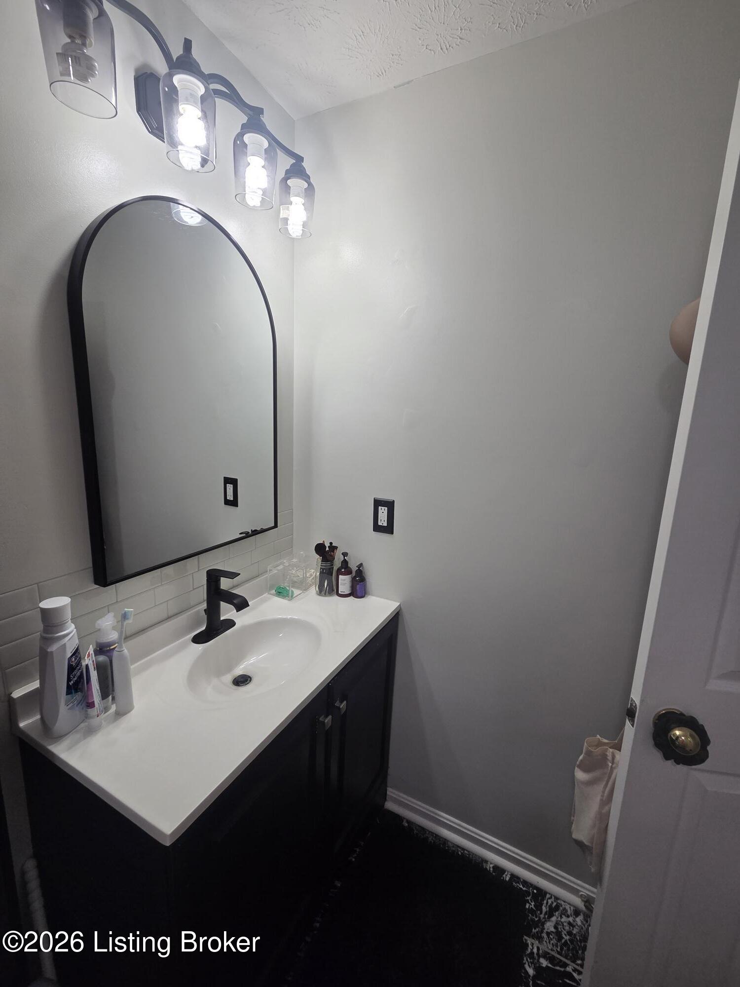 7106 Astin Ct Property Photo 19
