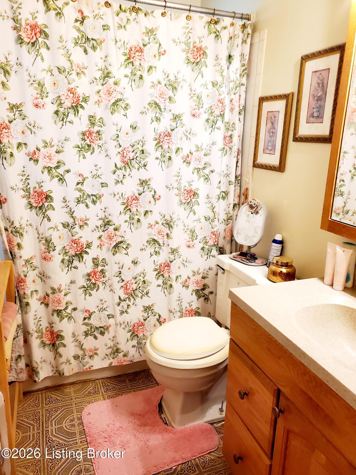 7709 Rochelle Rd Property Photo 6