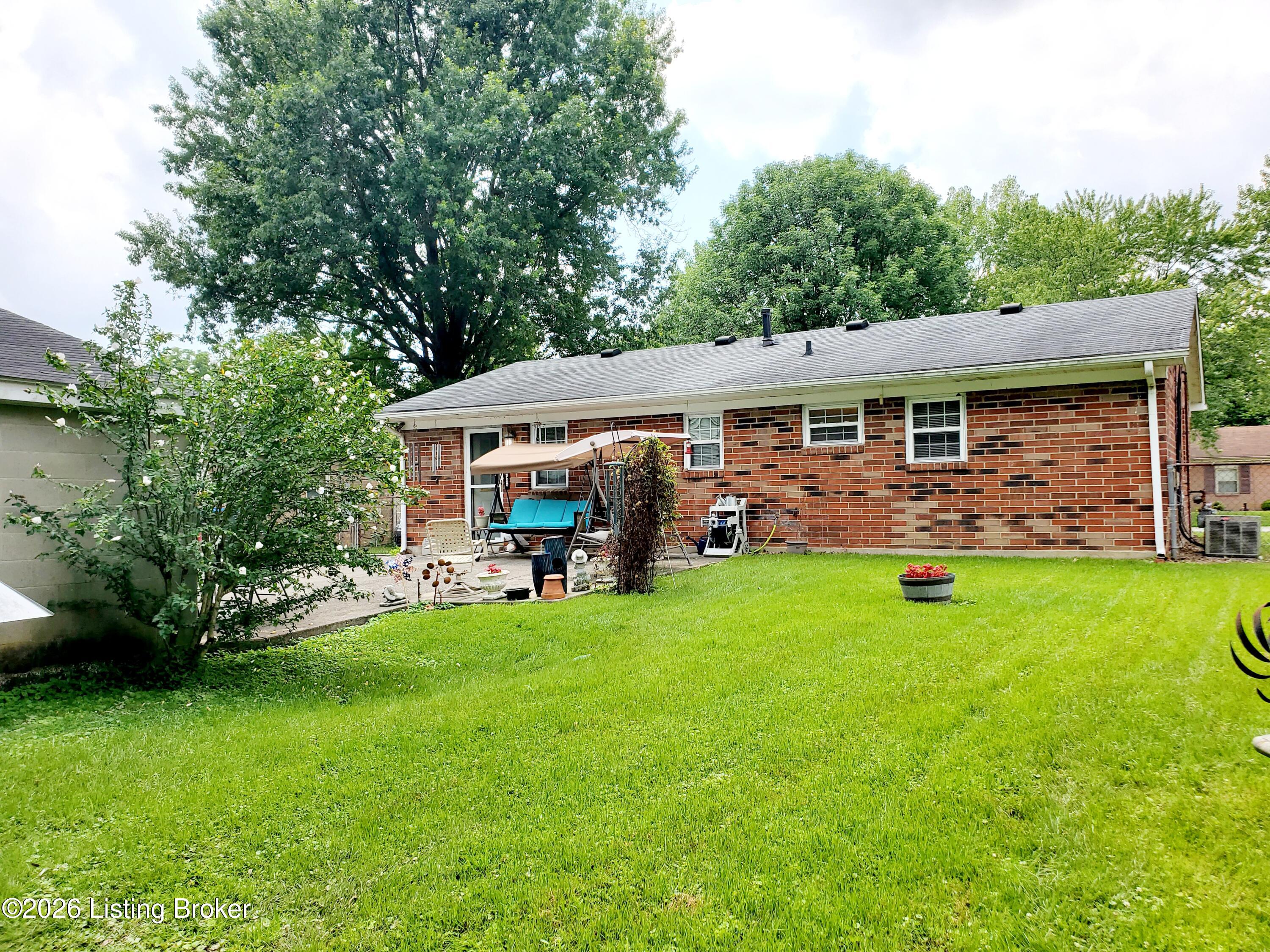 7709 Rochelle Rd Property Photo 14
