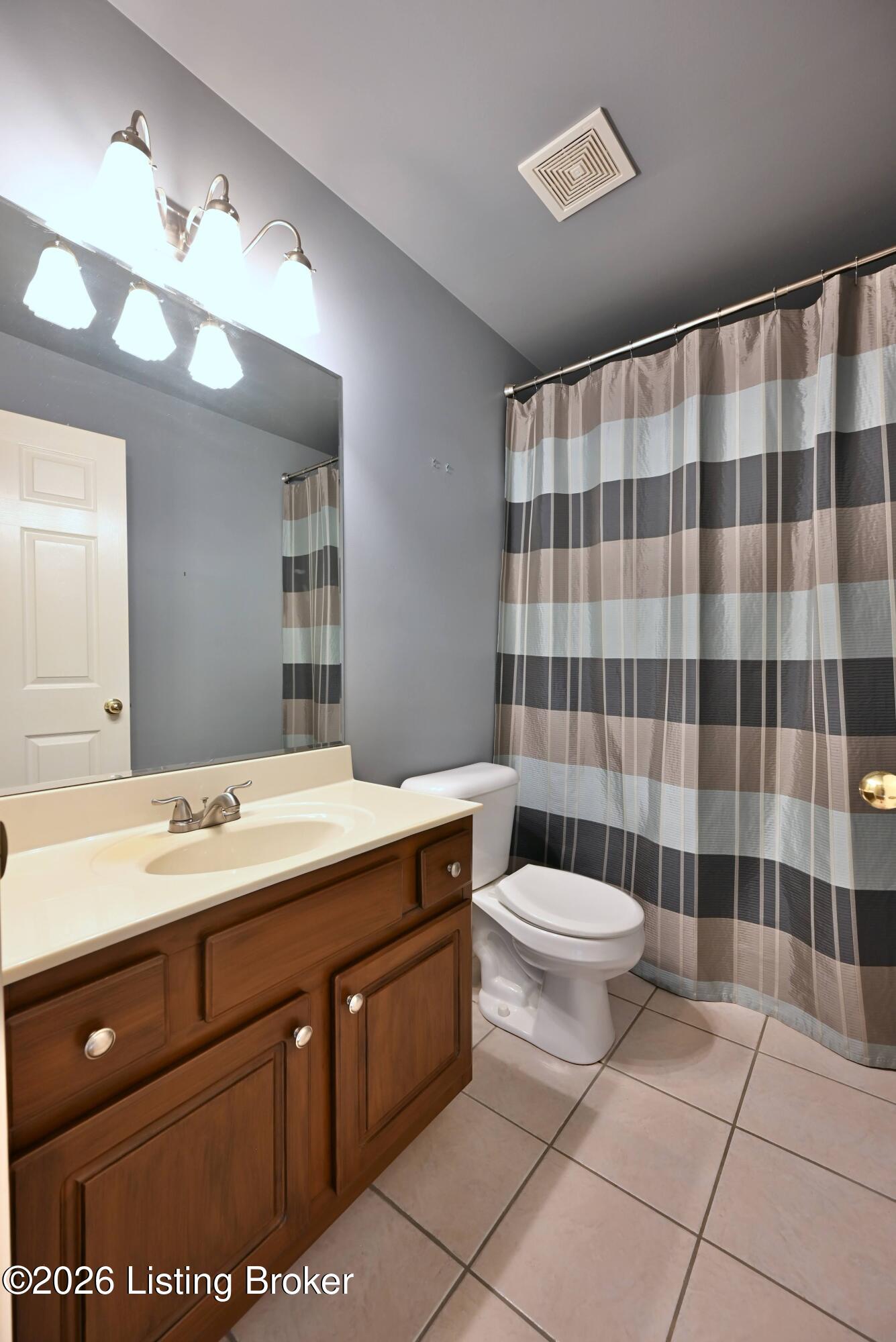 7804 Fern Gardens Way Property Photo 27