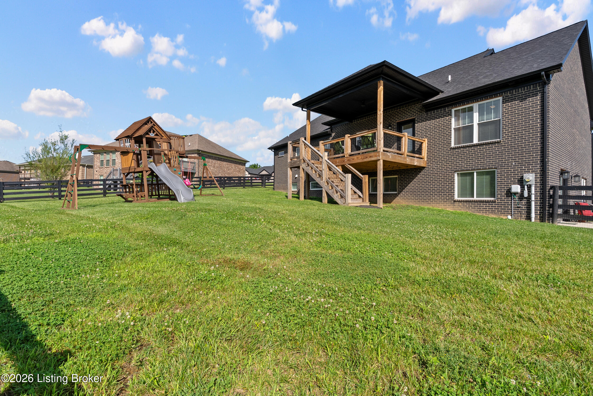 23 Ravens Wood Property Photo 11