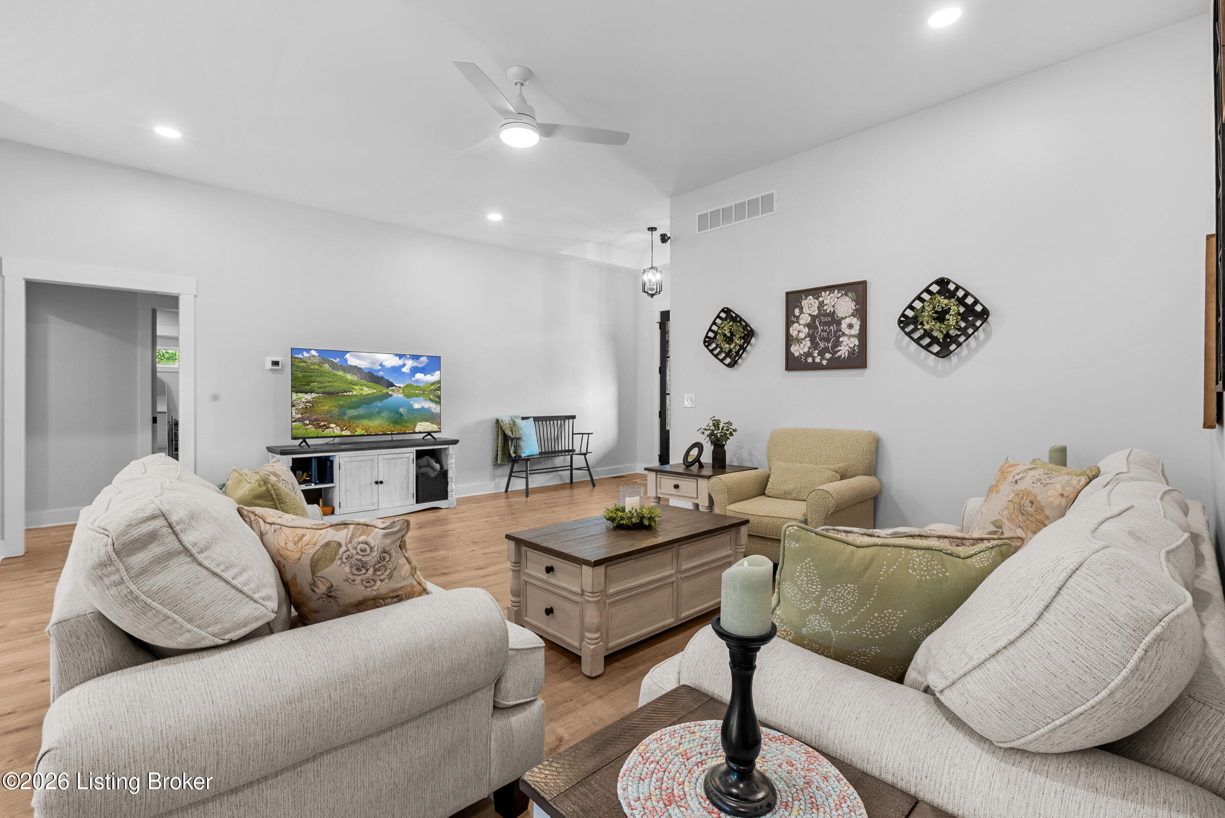 23 Ravens Wood Property Photo 19
