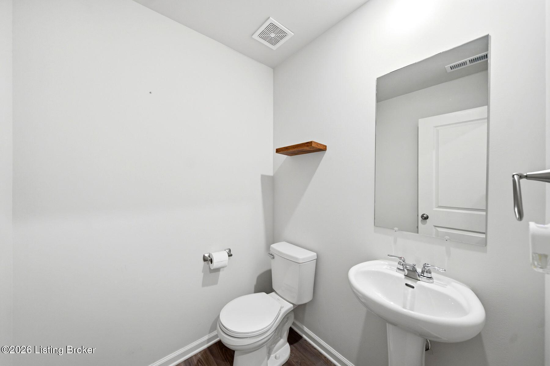 496 Nancy Dr Property Photo 11