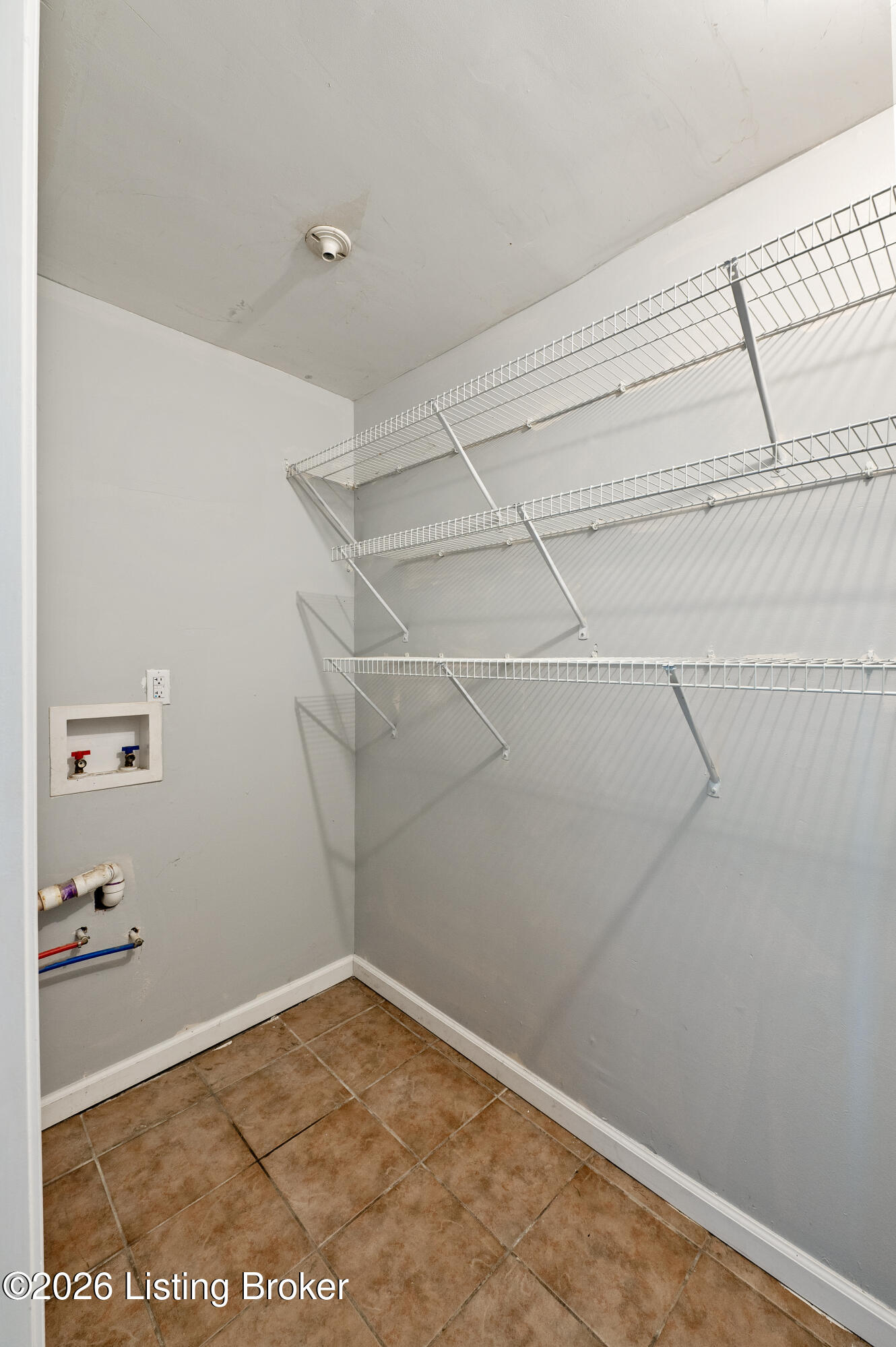 146 Red Bird Rd Property Photo 18