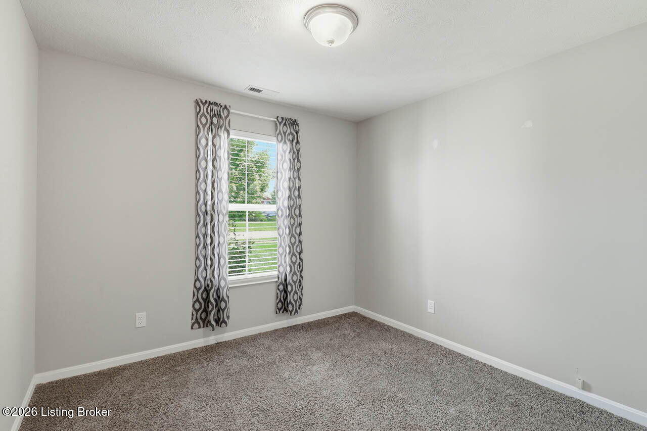 105 Mountain Stone Ct Property Photo 9