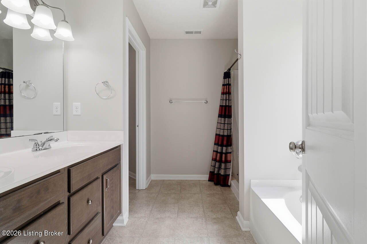 105 Mountain Stone Ct Property Photo 30