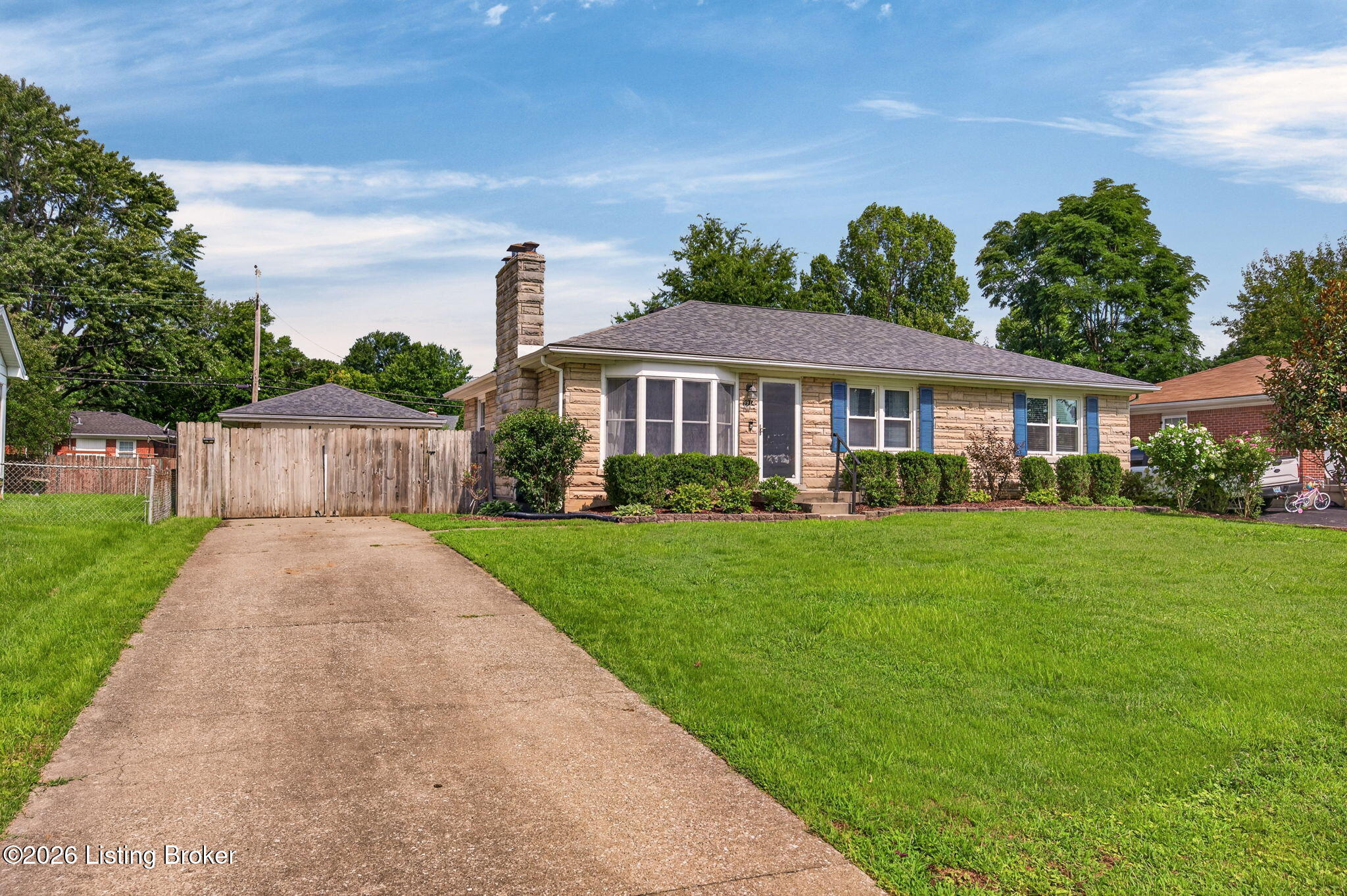 9914 Prairie Dr Property Photo 3