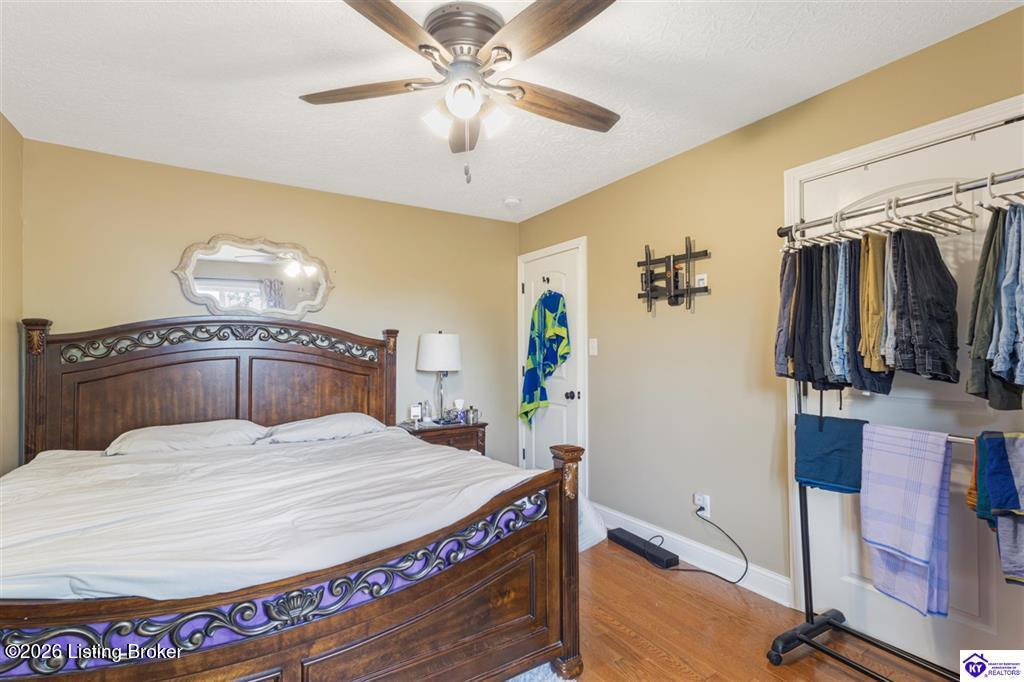 200 Carey Ln Property Photo 17
