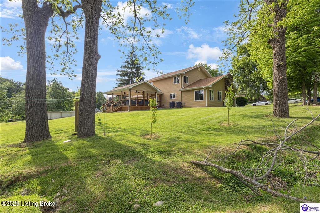 200 Carey Ln Property Photo 26