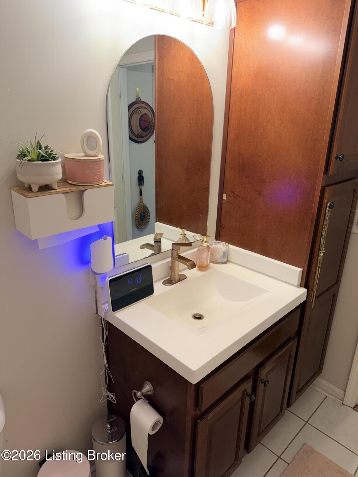 536 E Saint Catherine St Property Photo 12