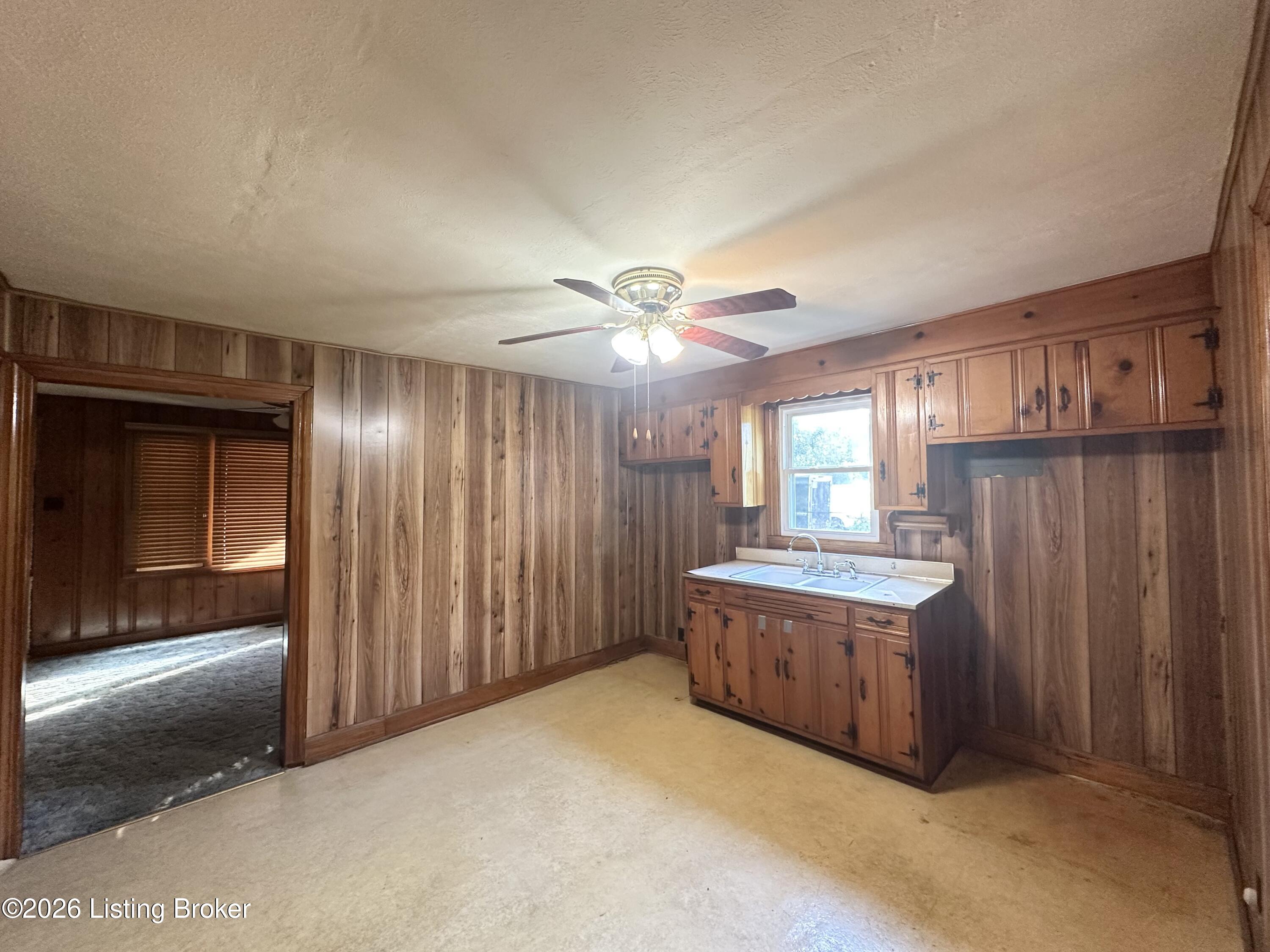 411 Pottershop Loop Property Photo 5