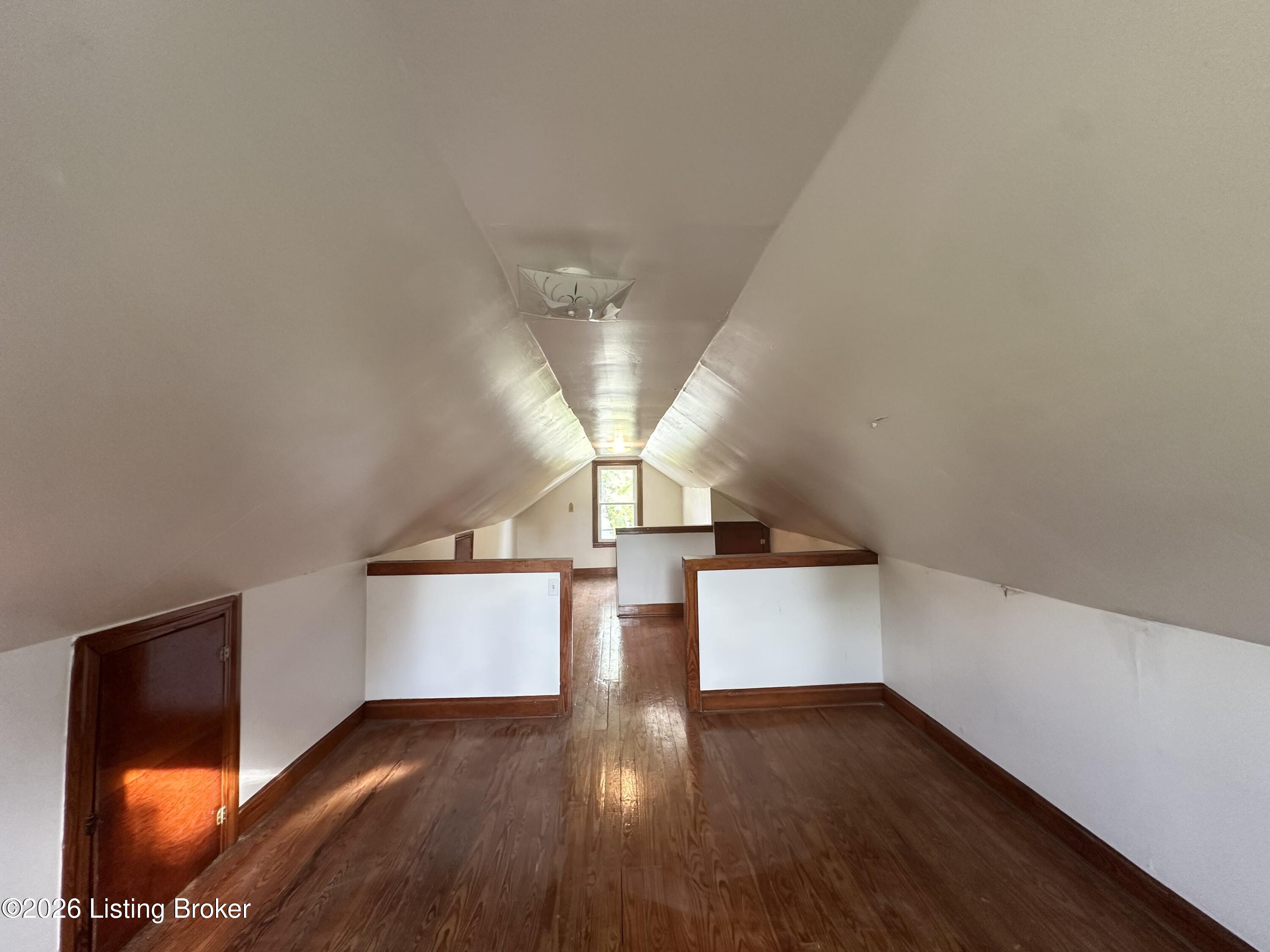 411 Pottershop Loop Property Photo 10