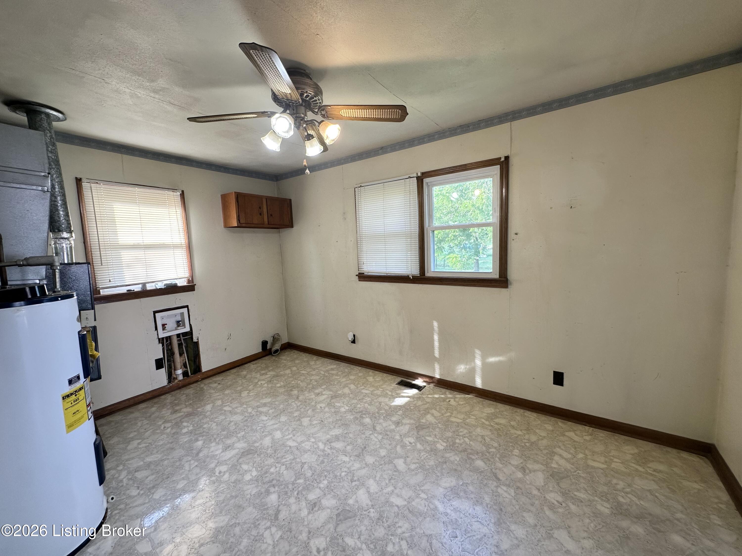 411 Pottershop Loop Property Photo 11