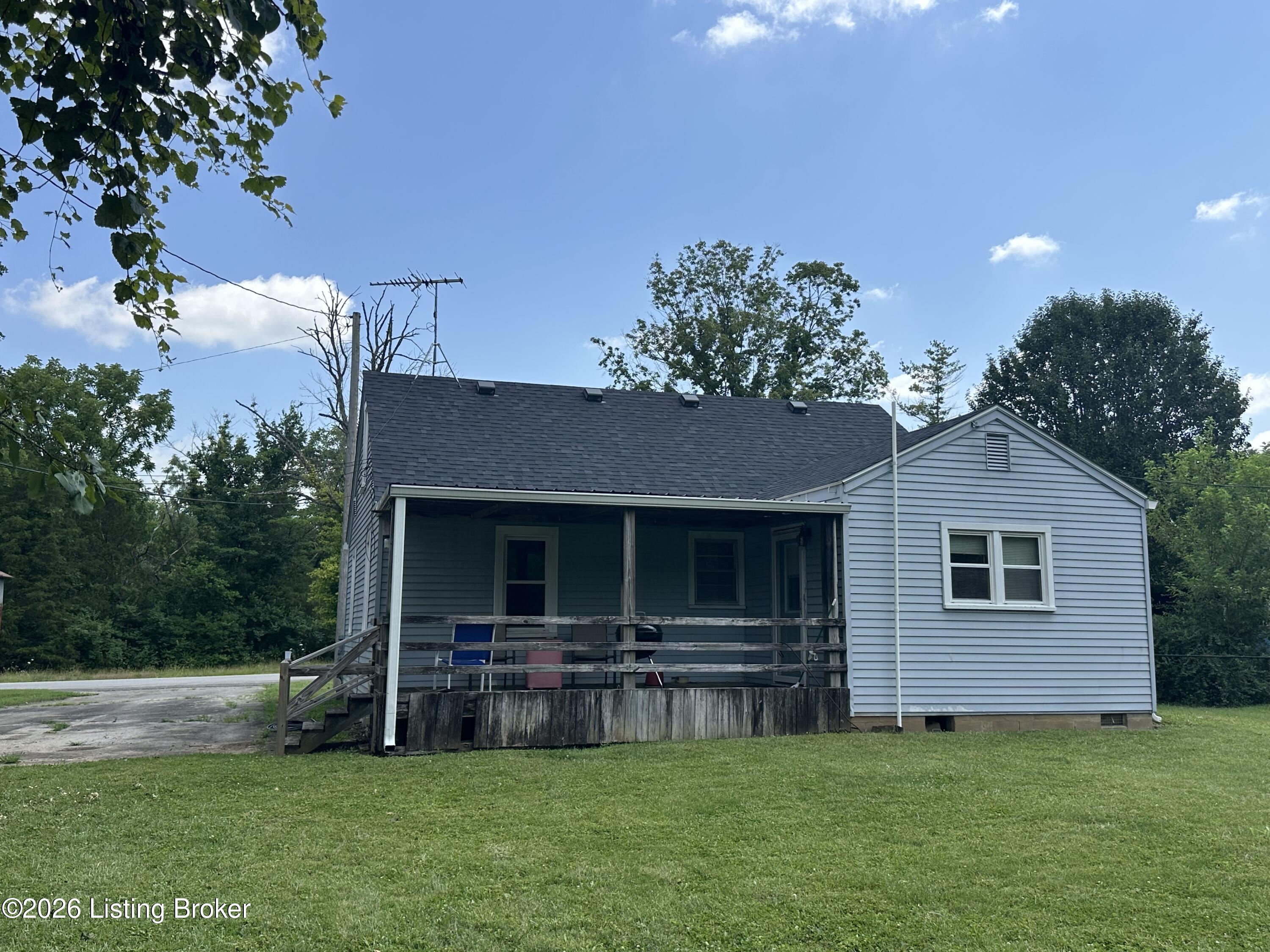 411 Pottershop Loop Property Photo 14