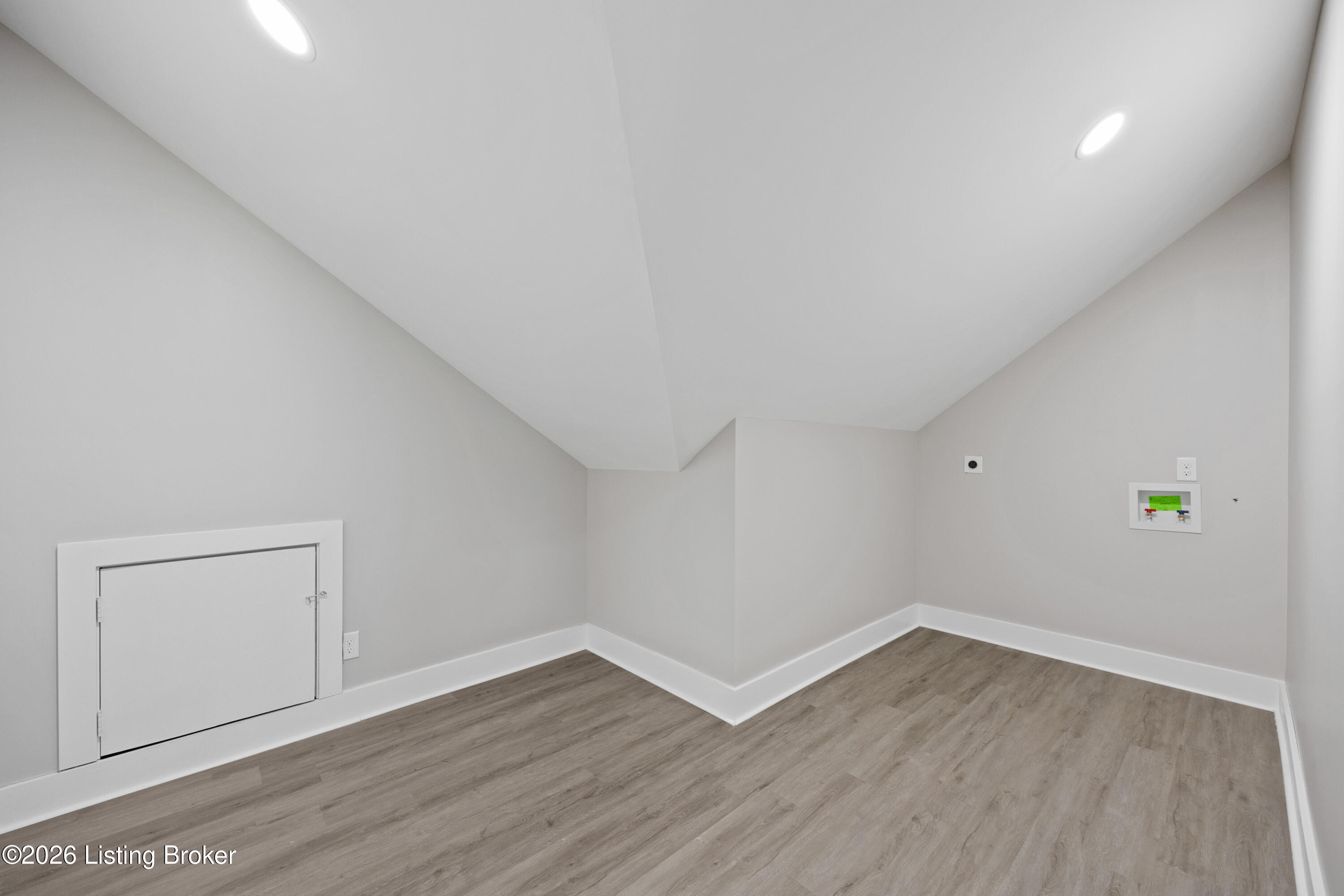 6905 James Madison Way Property Photo 25