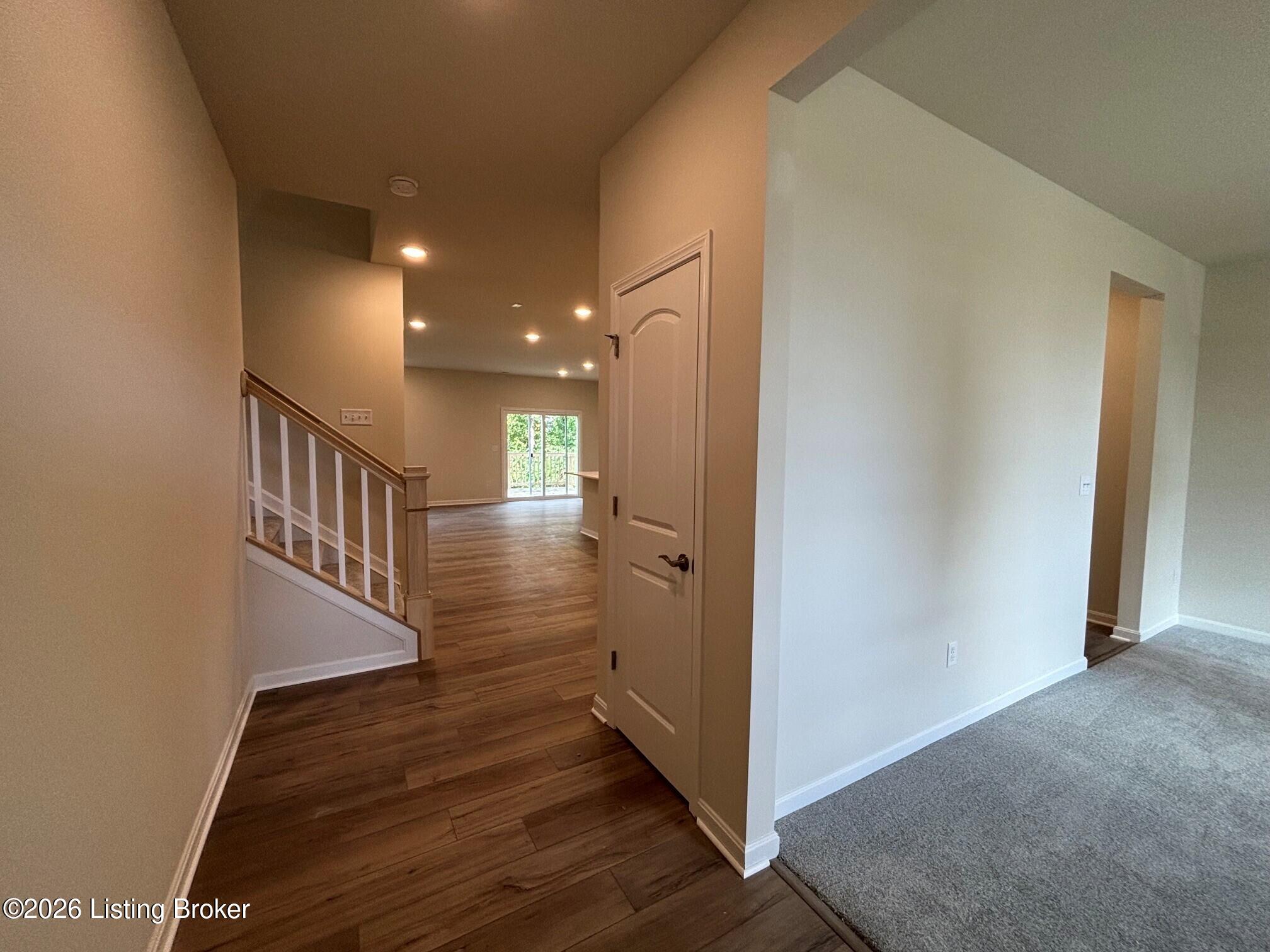 105 Ardmore Crossing Dr Property Photo 2