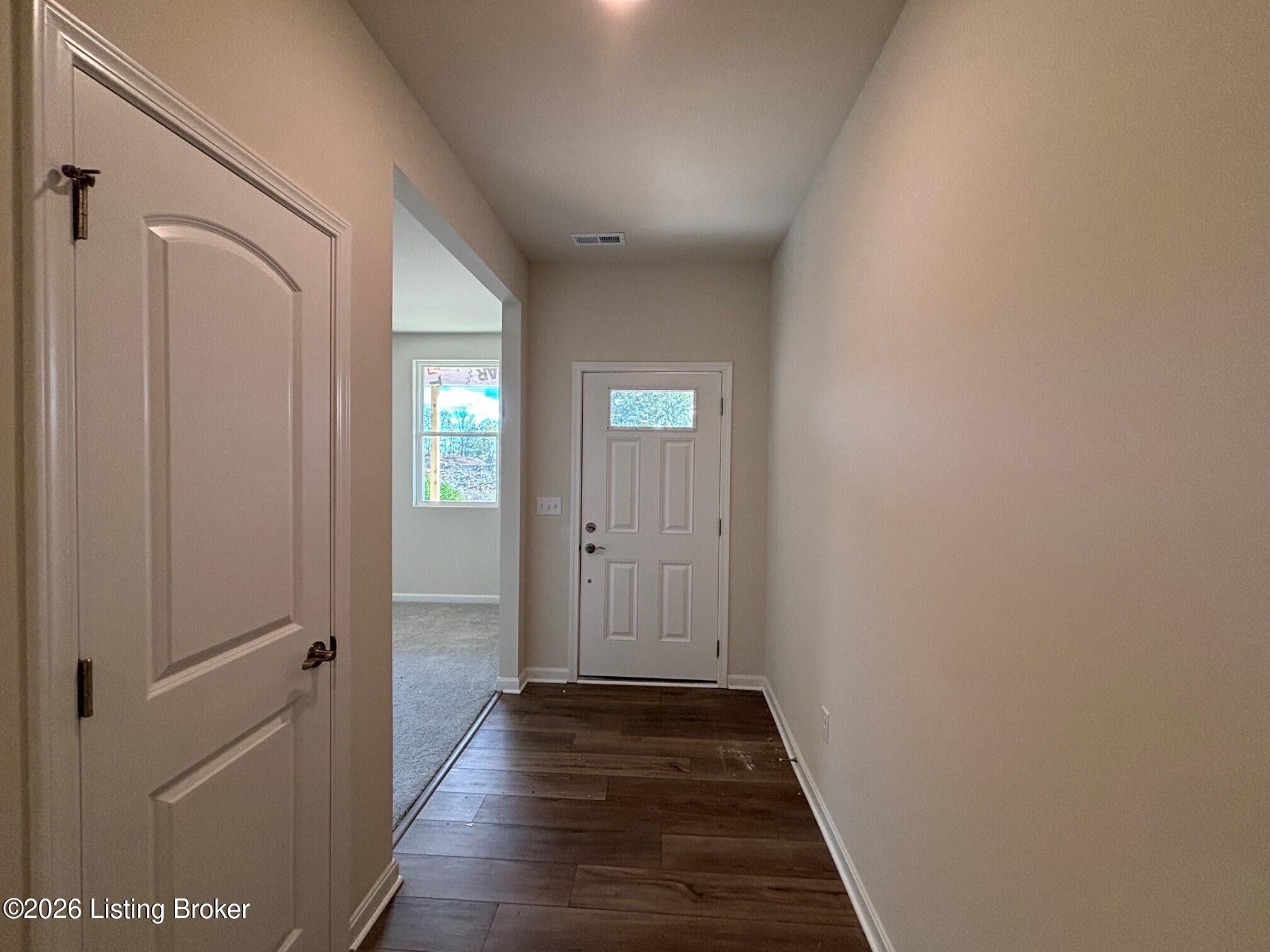 105 Ardmore Crossing Dr Property Photo 3