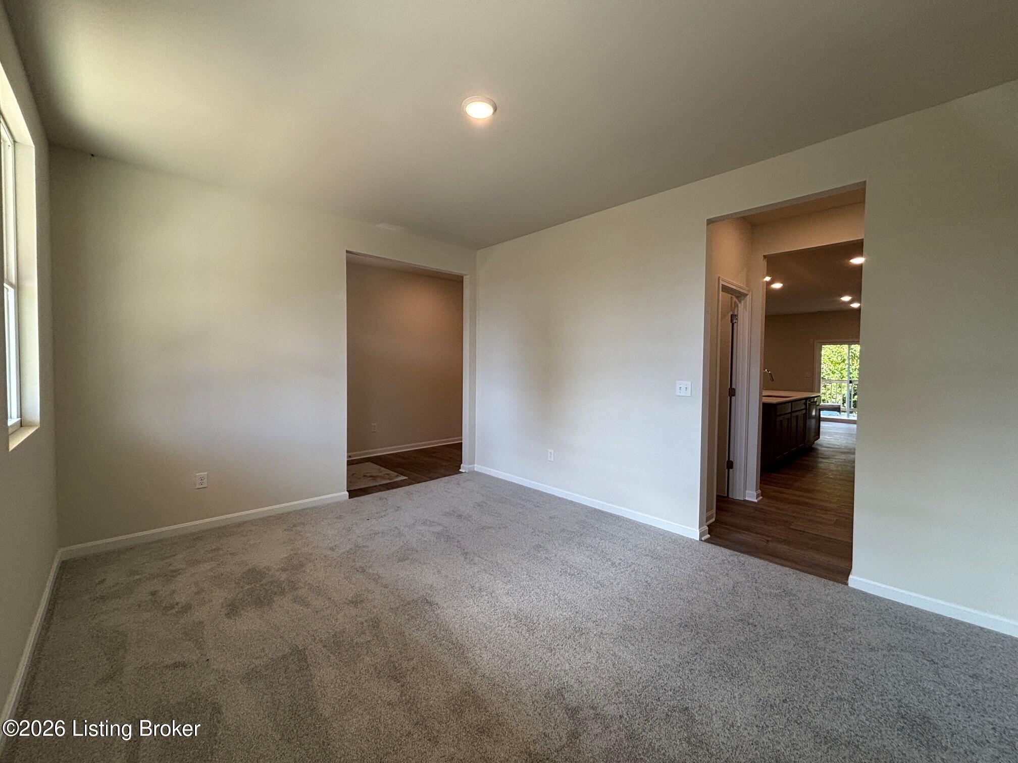 105 Ardmore Crossing Dr Property Photo 5