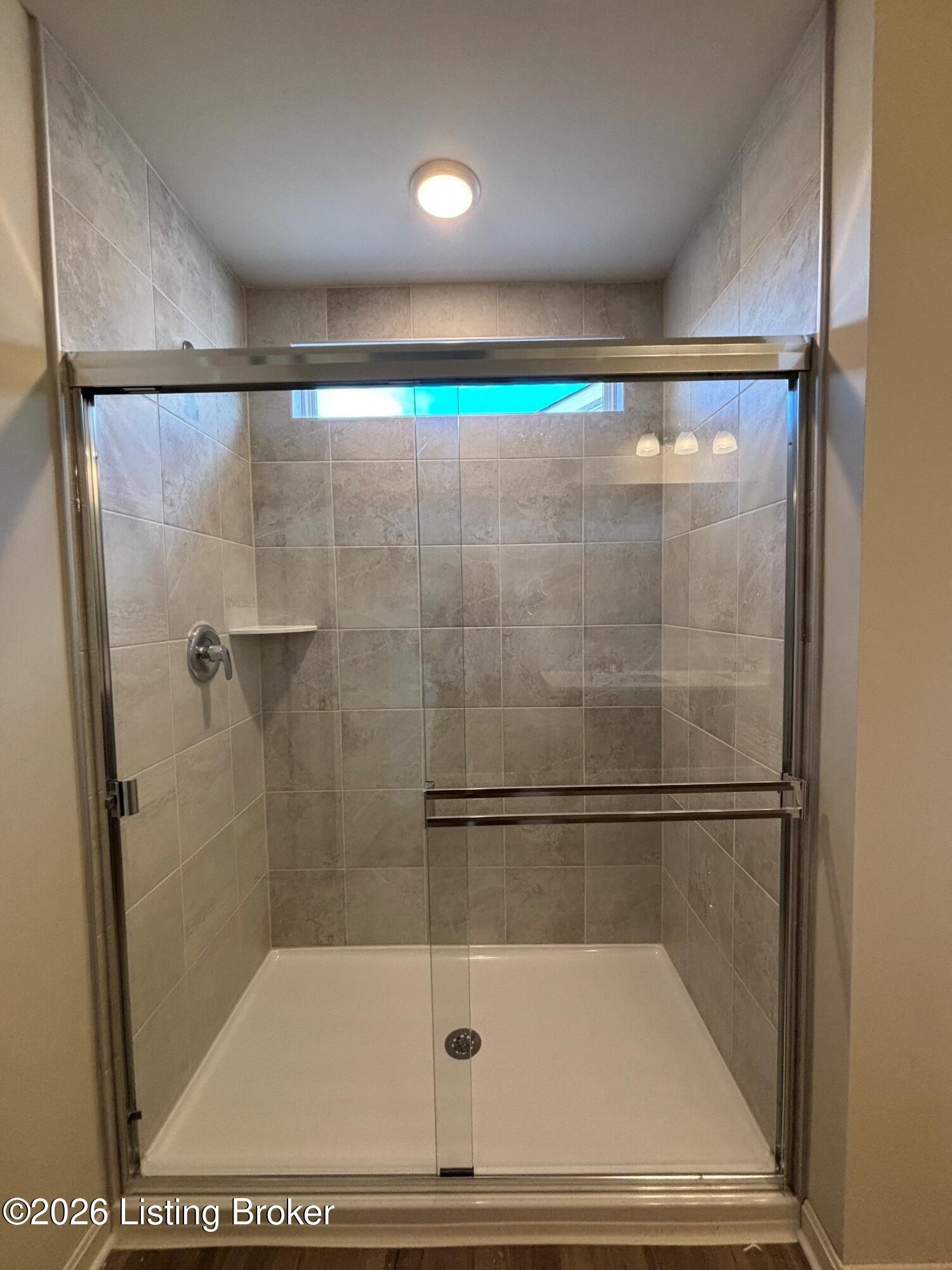 105 Ardmore Crossing Dr Property Photo 27
